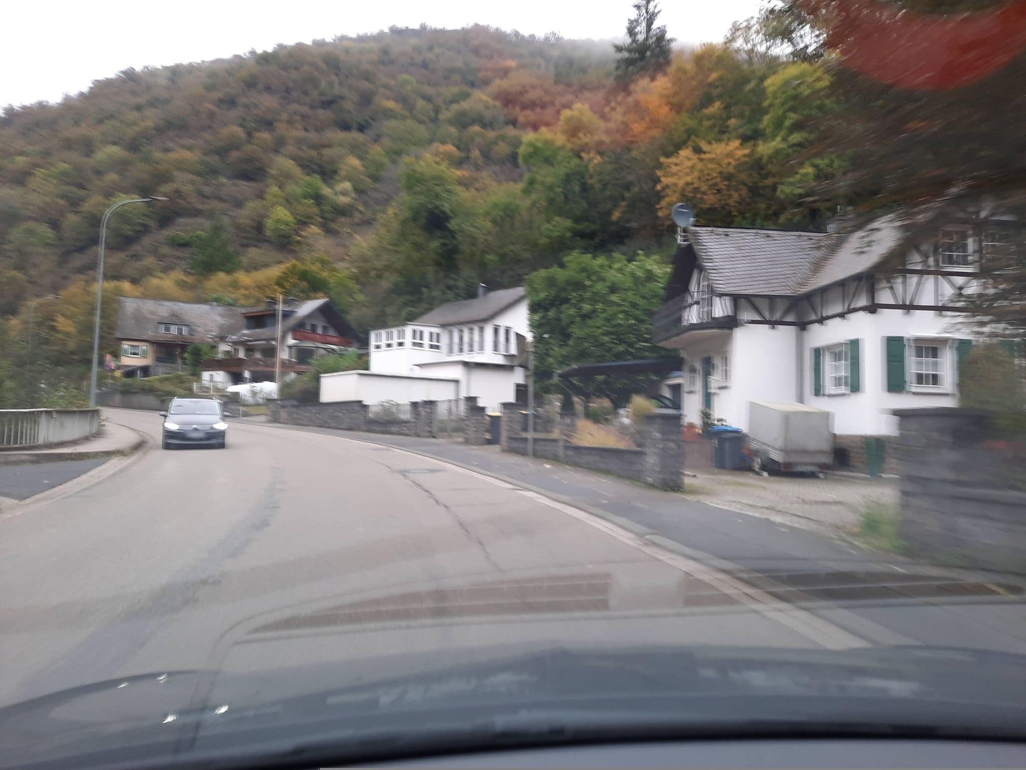 Street view near Wolfgang Komuth, Cochem — © Lowiekse (CC BY-SA · Mapillary)
