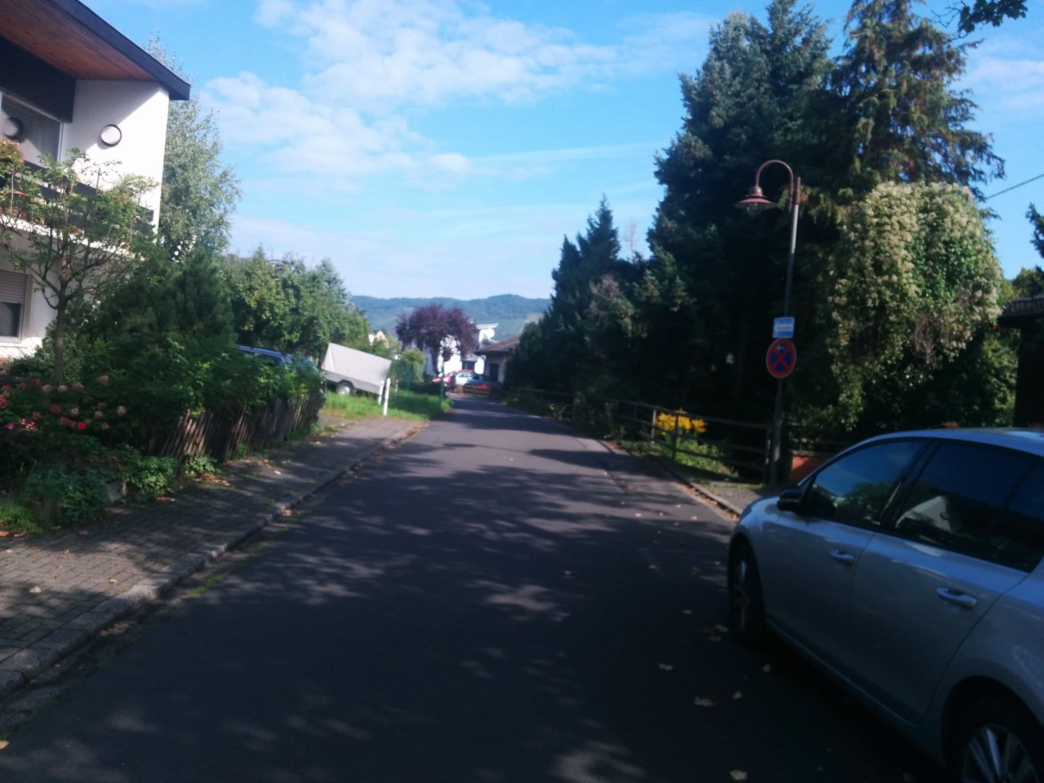 Street view near Hotel Anja Garni, Bernkastel-Kues — © jklippel (CC BY-SA · Mapillary)