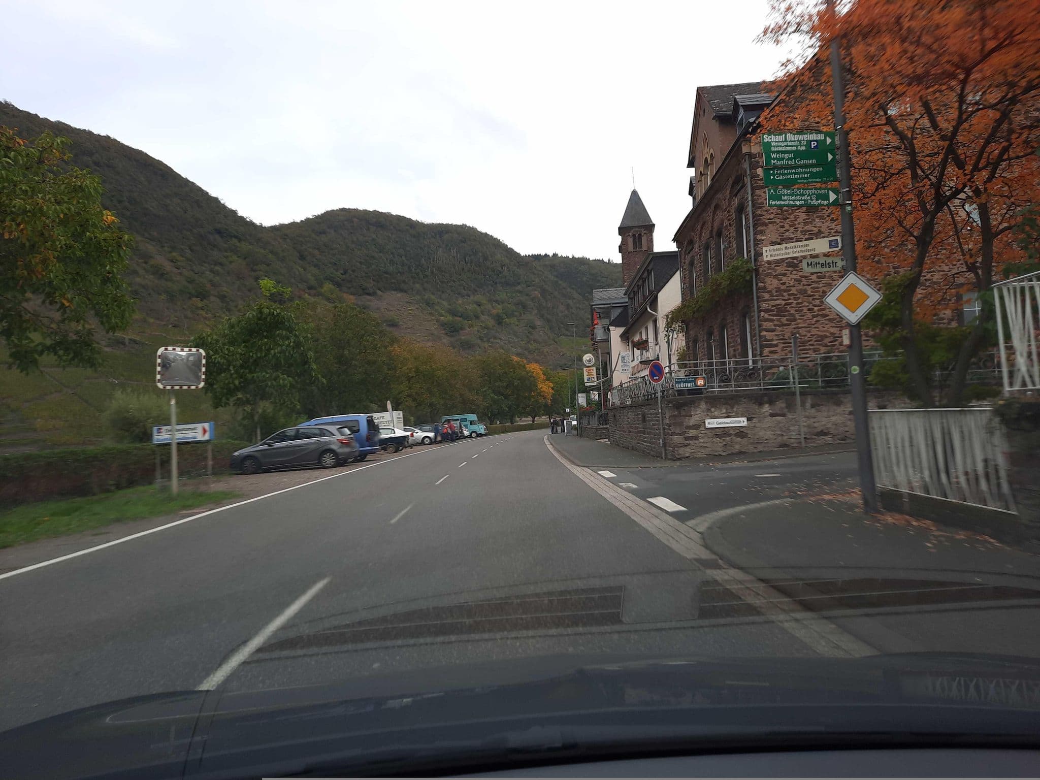 Street view near Windbeutel, Bruttig-Fankel — © Lowiekse (CC BY-SA · Mapillary)
