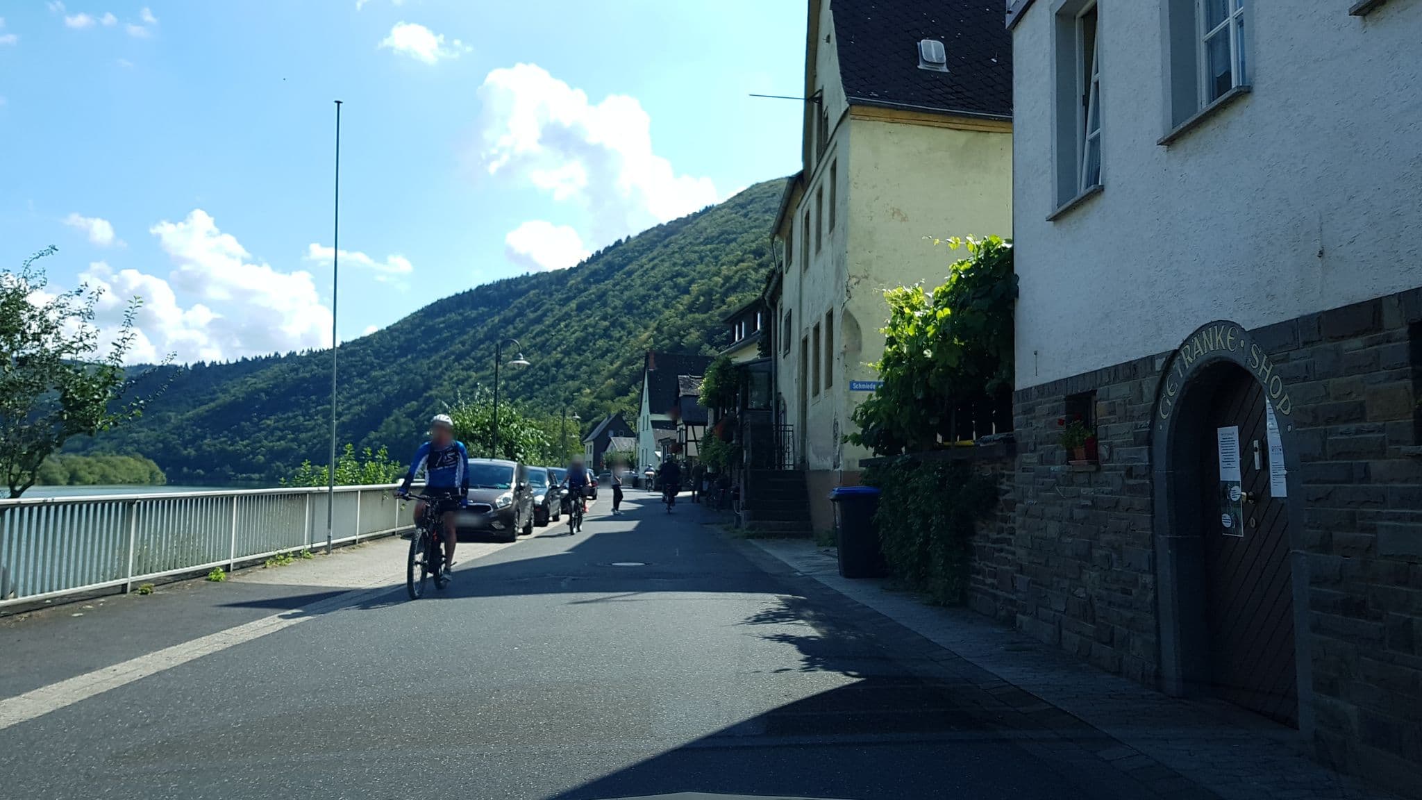 Street view near Gasthaus Lenz, Bruttig-Fankel — © Lowiekse (CC BY-SA · Mapillary)