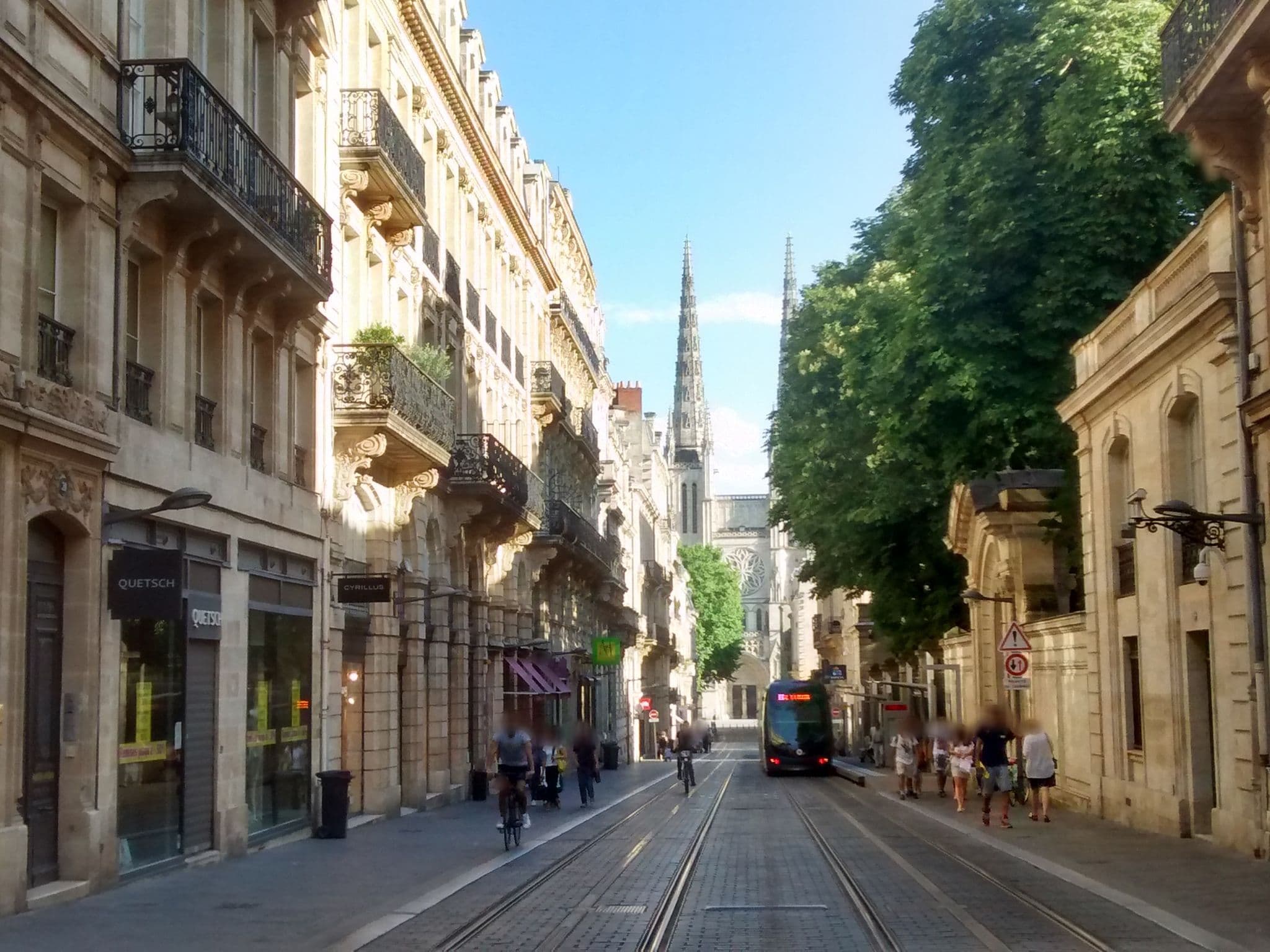Street view near Hôtel Gambetta, Bordeaux — © msevilla00 (CC BY-SA · Mapillary)