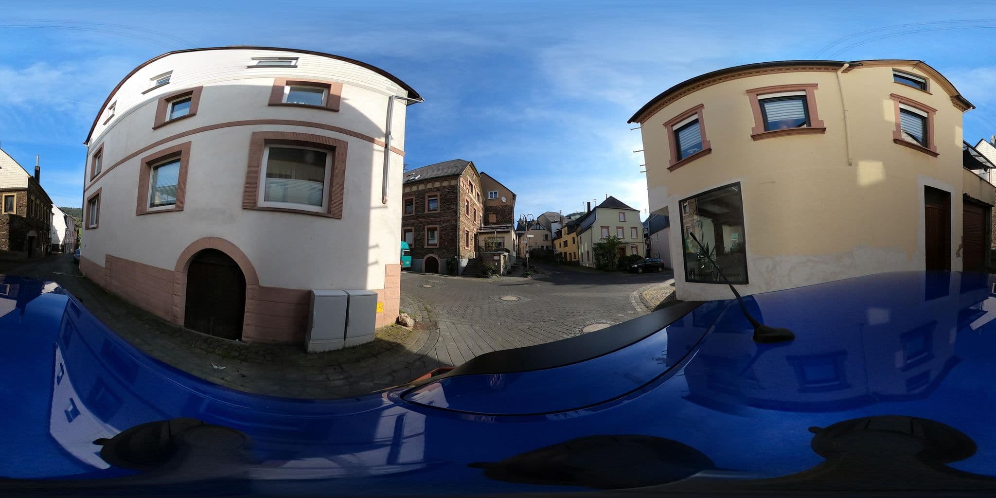 Street view near Moselferienhaus-Zeltingen, Zeltingen-Rachtig — © Mobilitaetswerk (CC BY-SA · Mapillary)