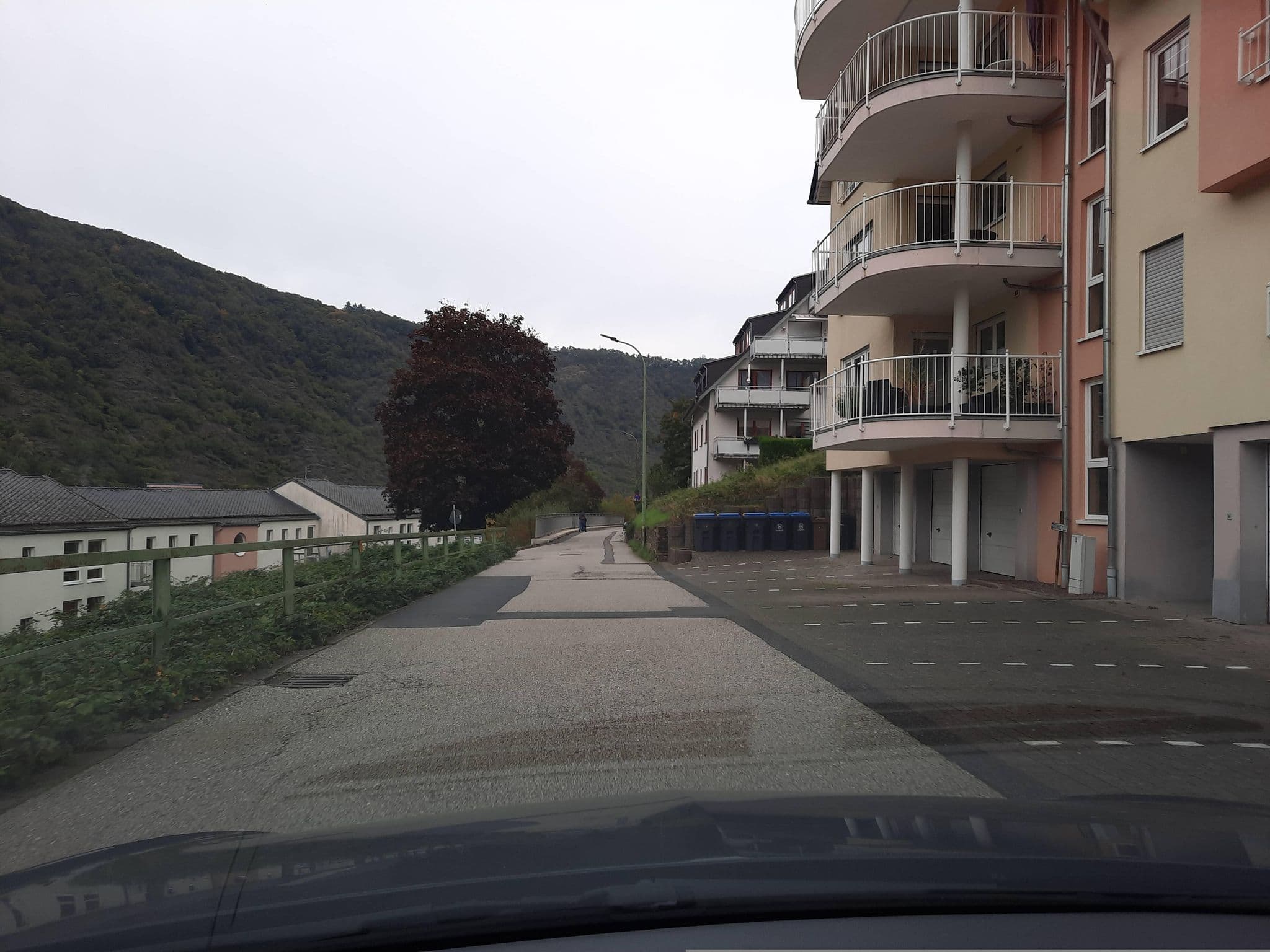 Street view near Ferienwohnung Pusteblume, Cochem — © Lowiekse (CC BY-SA · Mapillary)