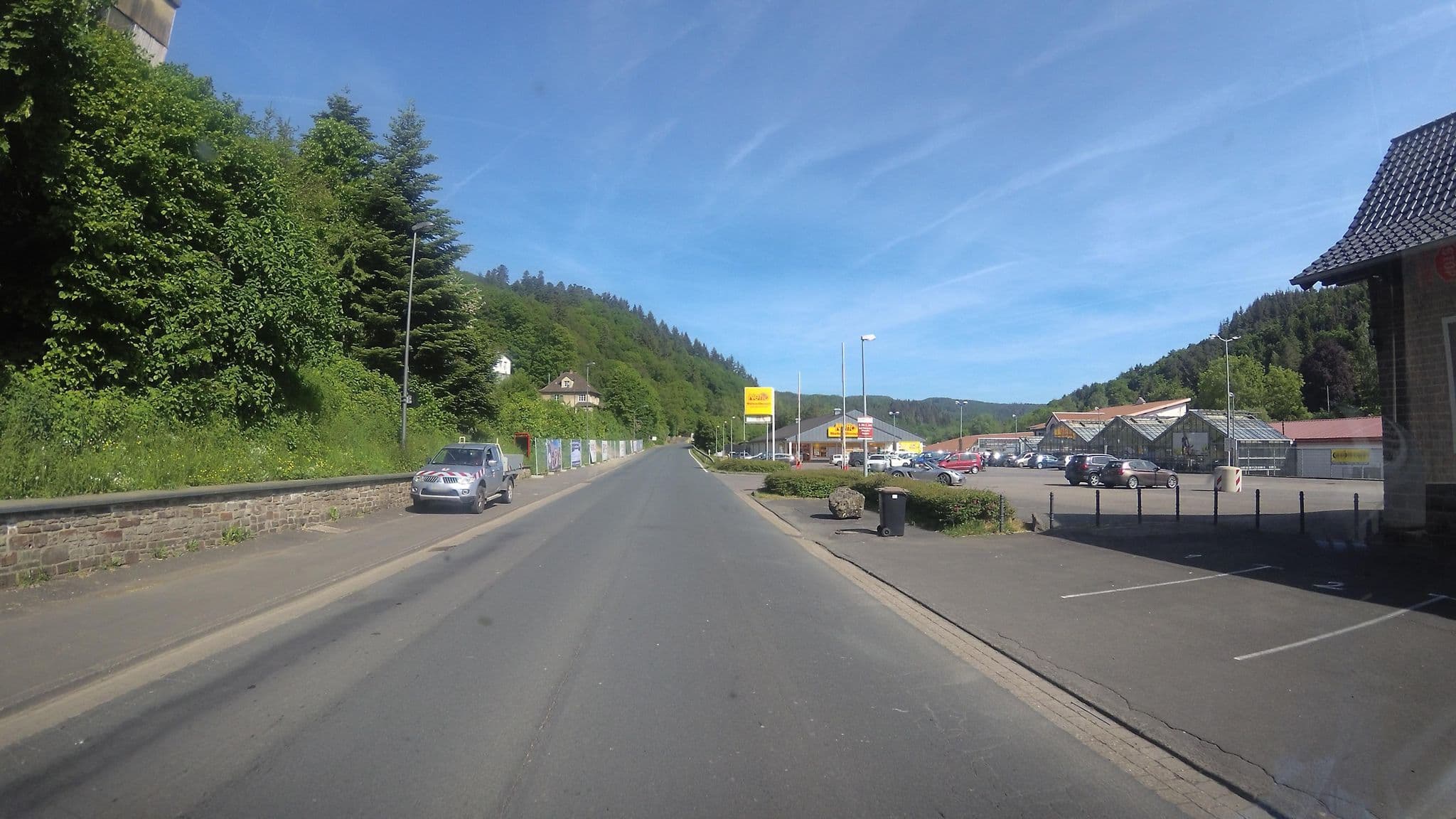 Street view near Gästezimmer Am Hüstert, Adenau — © teddy73 (CC BY-SA · Mapillary)