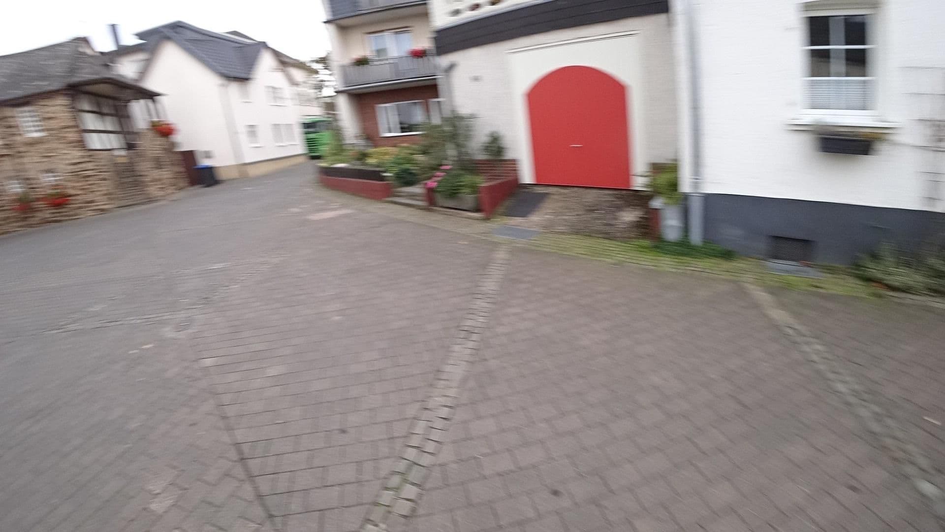 Street view near Ana, Bad Neuenahr-Ahrweiler — © Stifttwoslp (CC BY-SA · Mapillary)