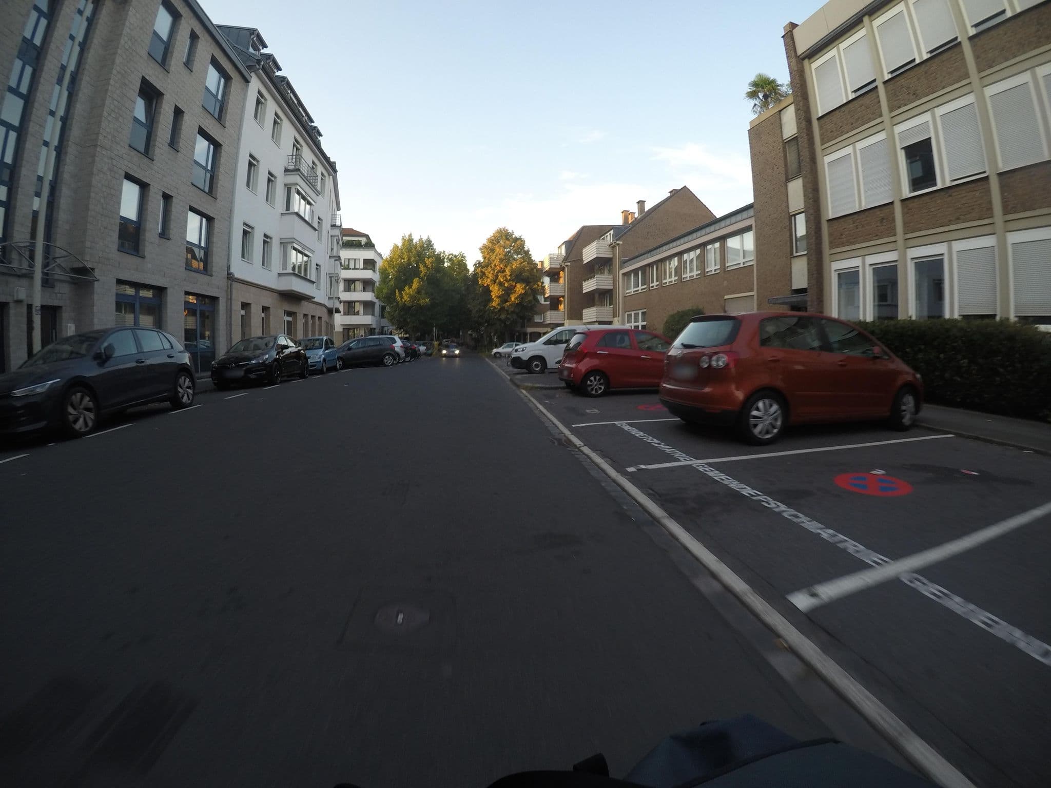 Street view near Pensionskasse des BDH VVaG, Bonn — © mfa (CC BY-SA · Mapillary)