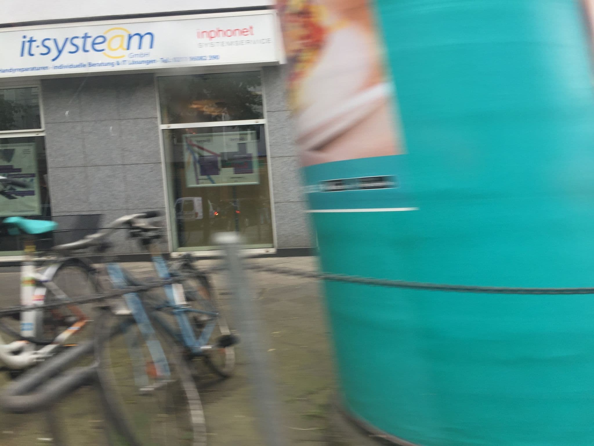 Street view near Prapapappo, Düsseldorf — © silsha (CC BY-SA · Mapillary)