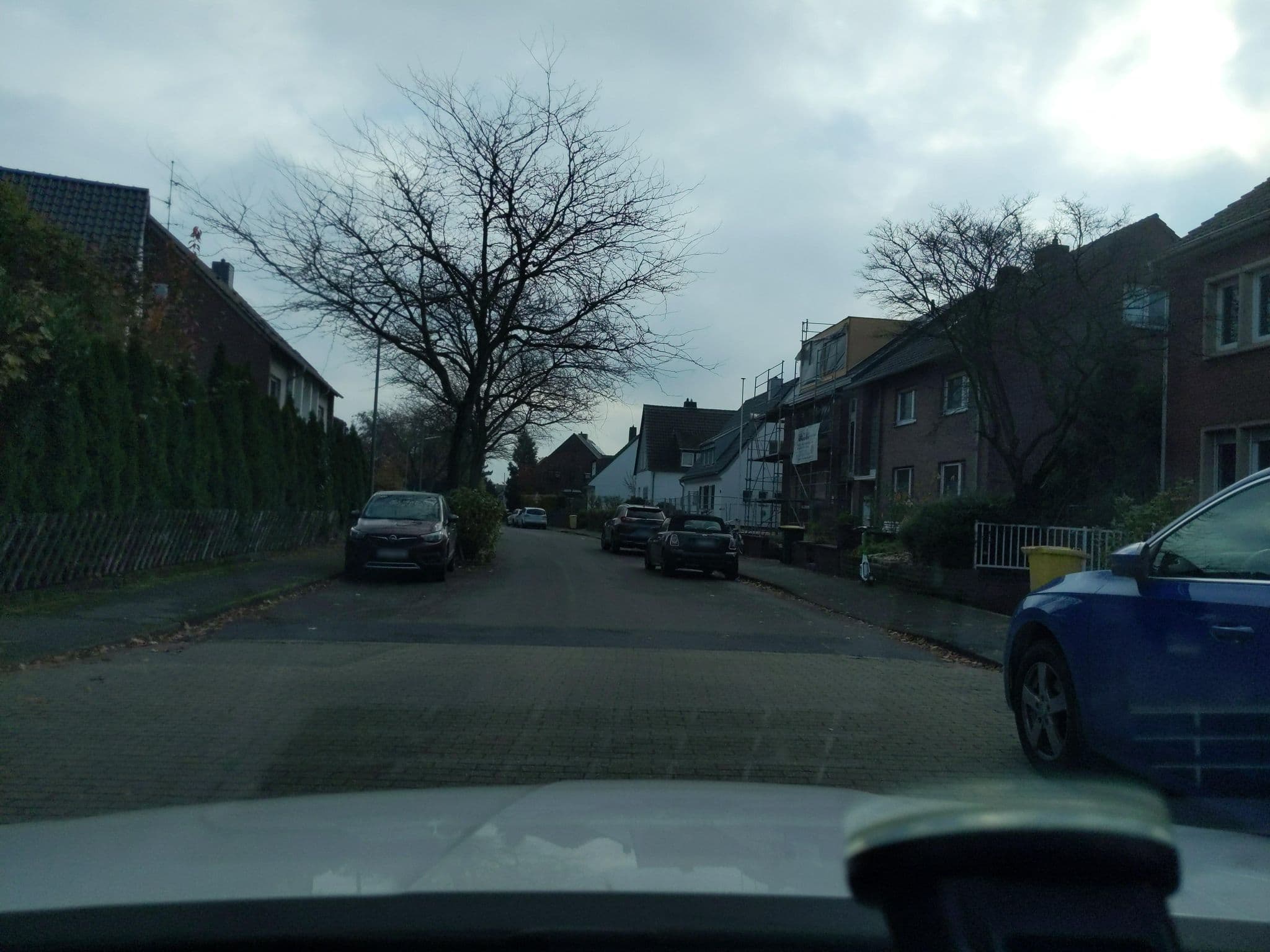 Street view near Tolstov-Hotels Xxl 3 Room Apartment, Meerbusch — © littlefool (CC BY-SA · Mapillary)