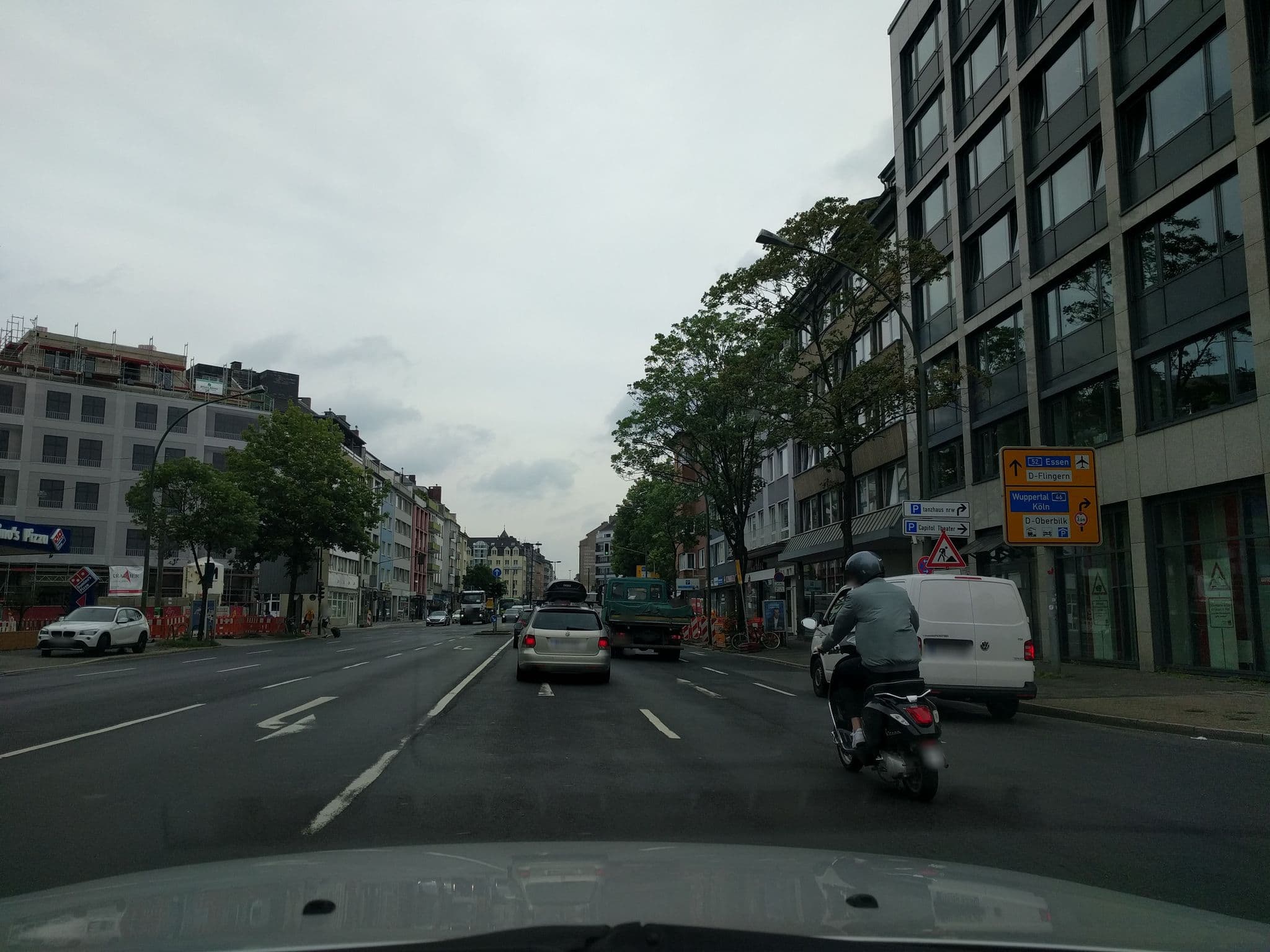 Street view near AKZENT-Hotelkooperation BGB Gesellschaft, Düsseldorf — © miler (CC BY-SA · Mapillary)