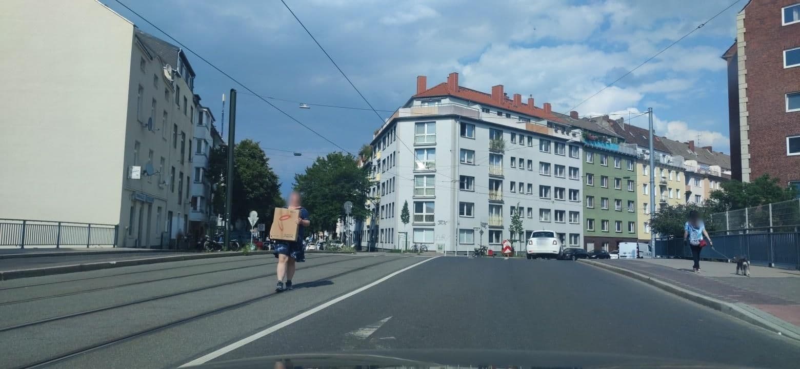 Street view near Düs Apartment 2, Düsseldorf — © hiwi234 (CC BY-SA · Mapillary)
