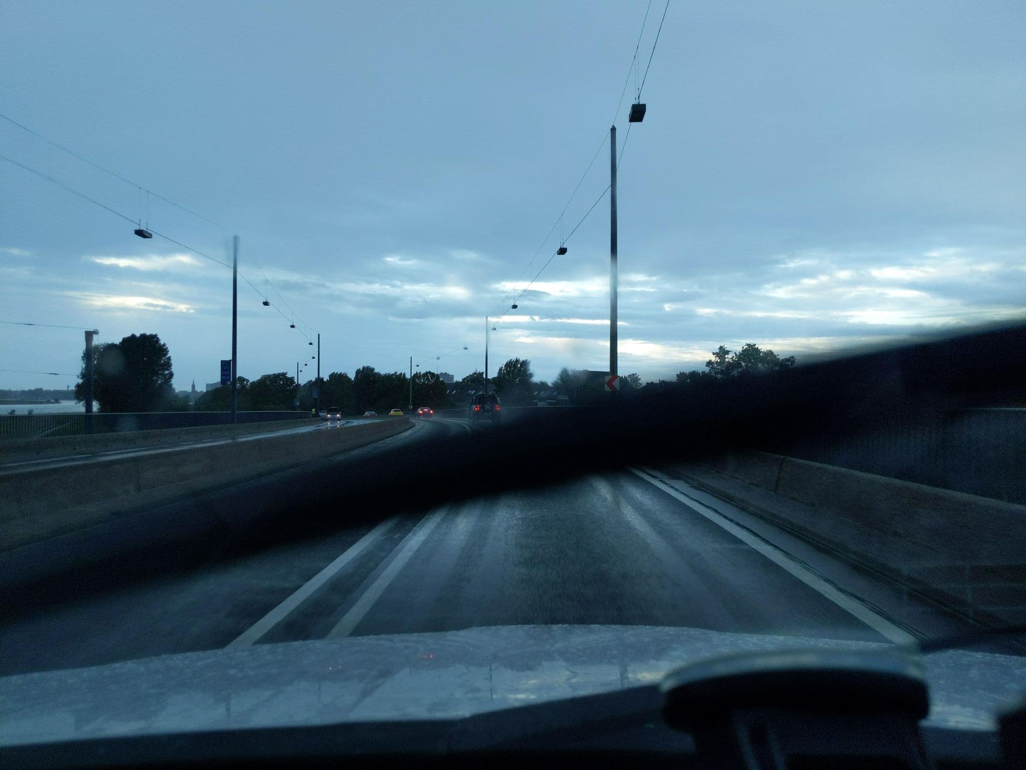 Street view near Tiara, Düsseldorf — © littlefool (CC BY-SA · Mapillary)
