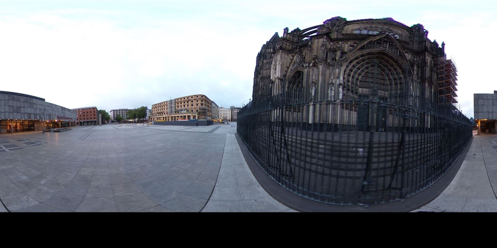 Street view near Hilton Cologne, Altstadt Nord — © mura (CC BY-SA · Mapillary)