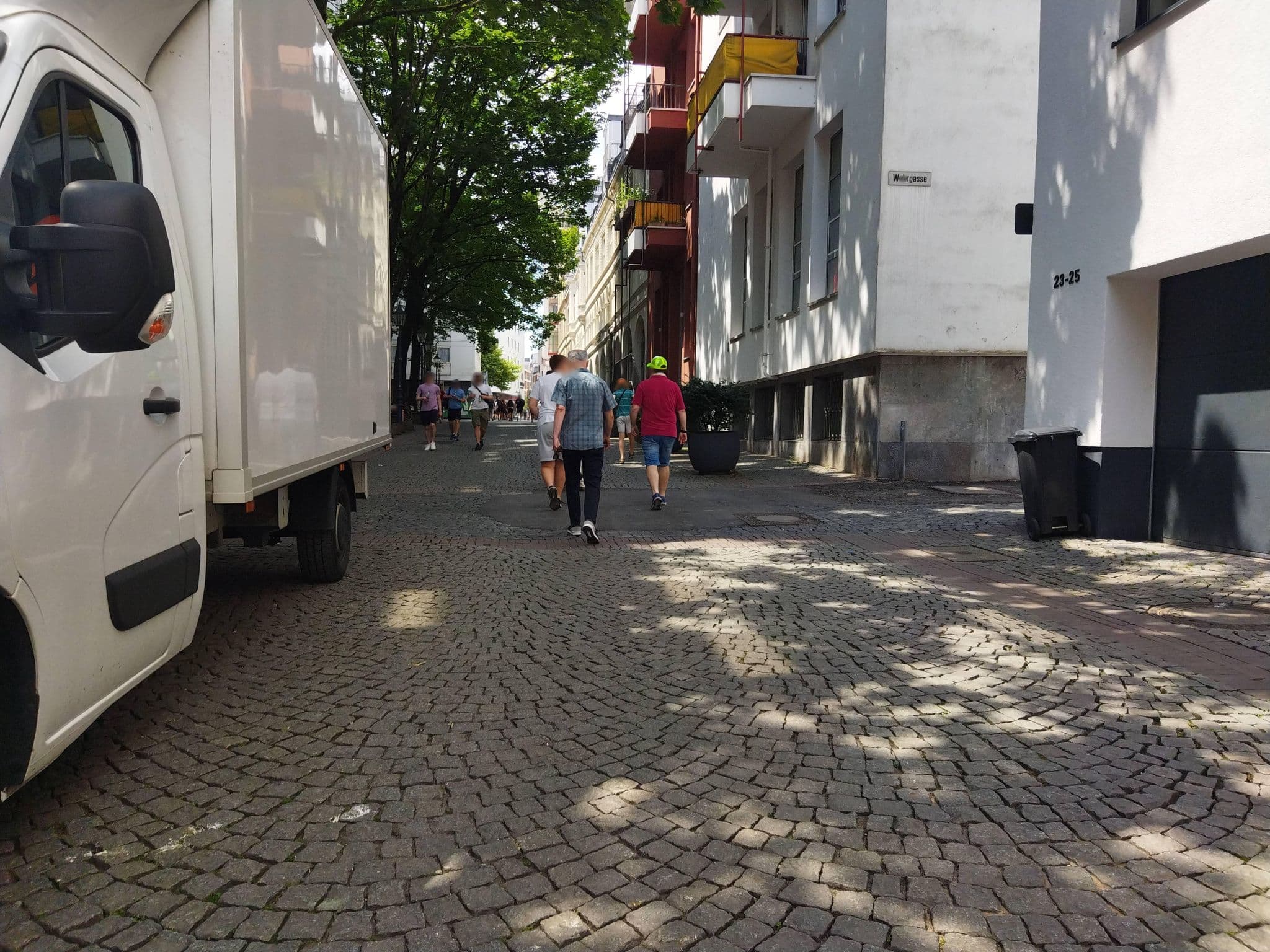 Street view near City Apartments am Rheingarten, Altstadt Nord — © changchun1 (CC BY-SA · Mapillary)
