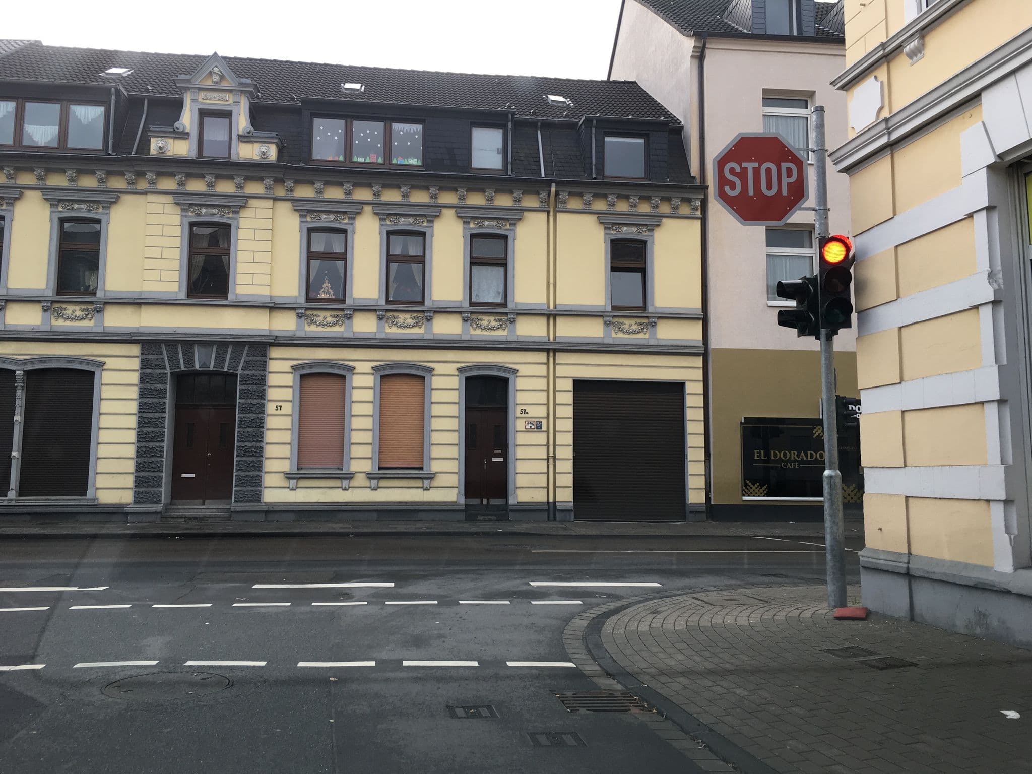 Street view near A–Domo, Oberhausen — © wladimir (CC BY-SA · Mapillary)