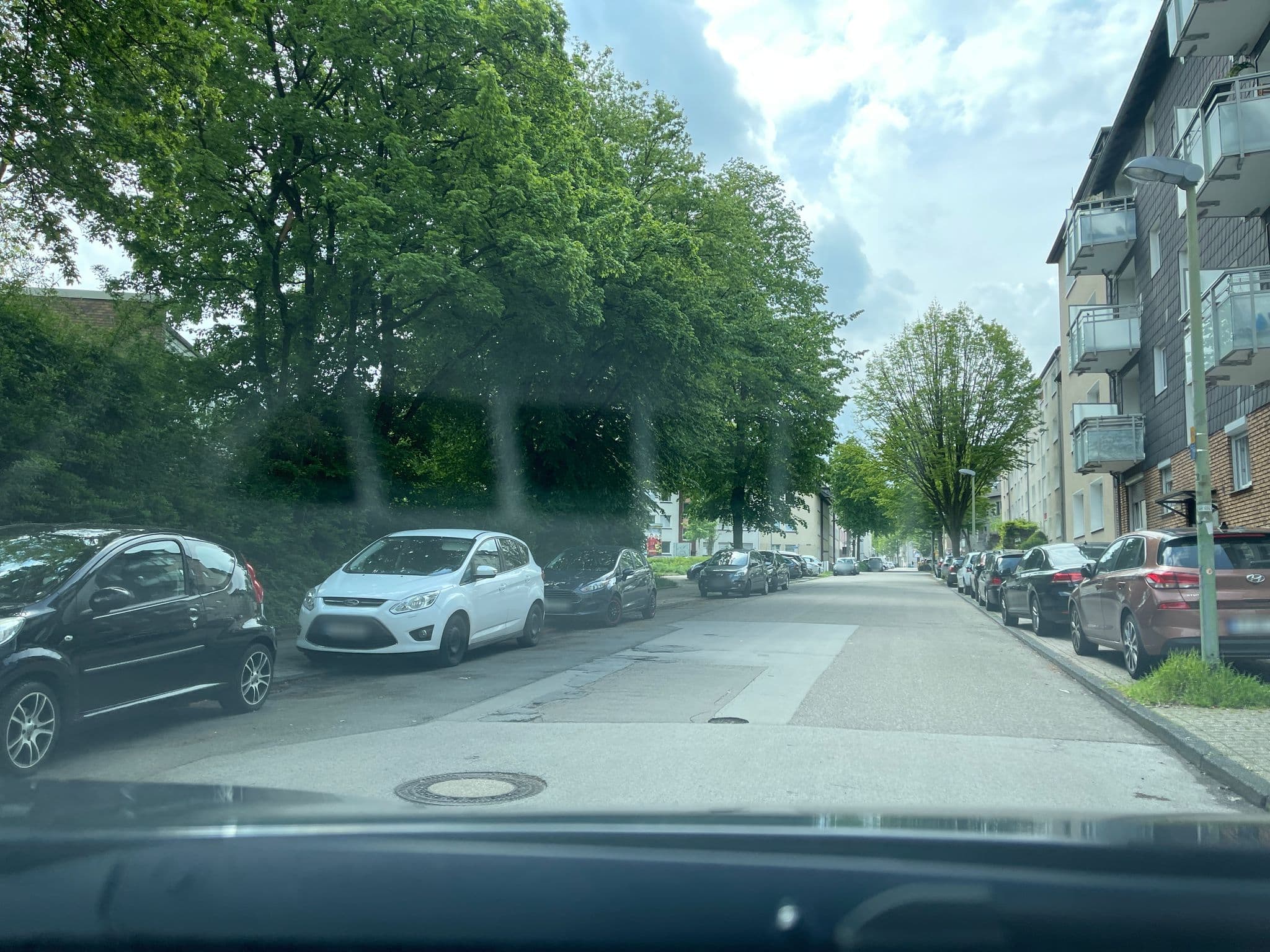 Street view near Appartments, Essen — © jakre73 (CC BY-SA · Mapillary)