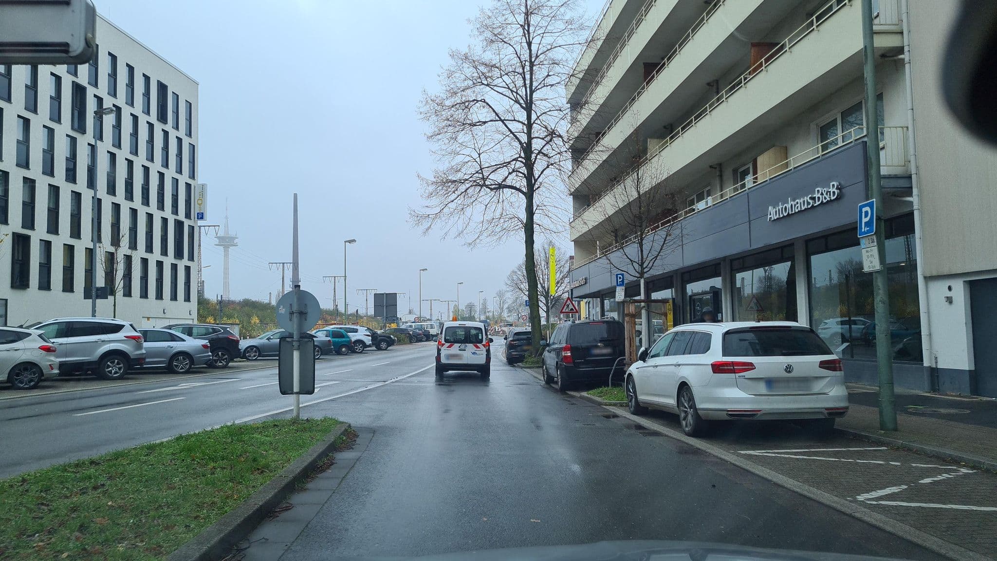 Street view near ghOtel****, Essen — © dsmm (CC BY-SA · Mapillary)