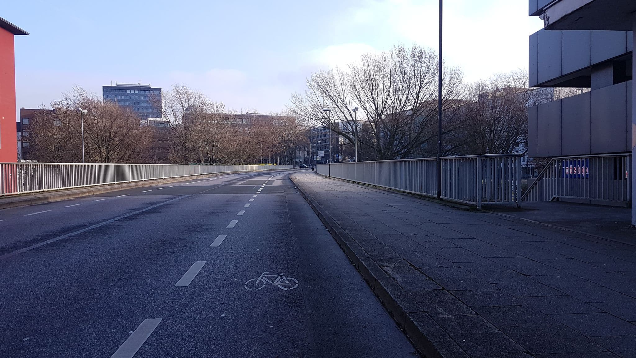 Street view near Hotel Europa, Essen — © changchun1 (CC BY-SA · Mapillary)