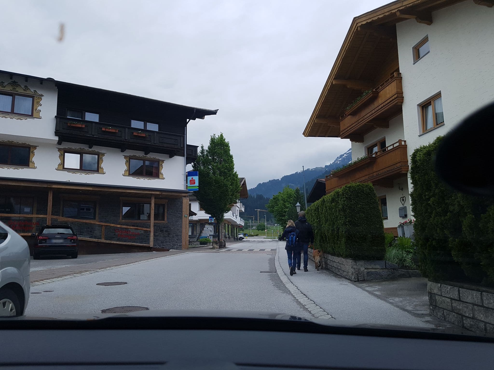 Street view near Hotel Tenne Garni, Söll — © schermy_at (CC BY-SA · Mapillary)