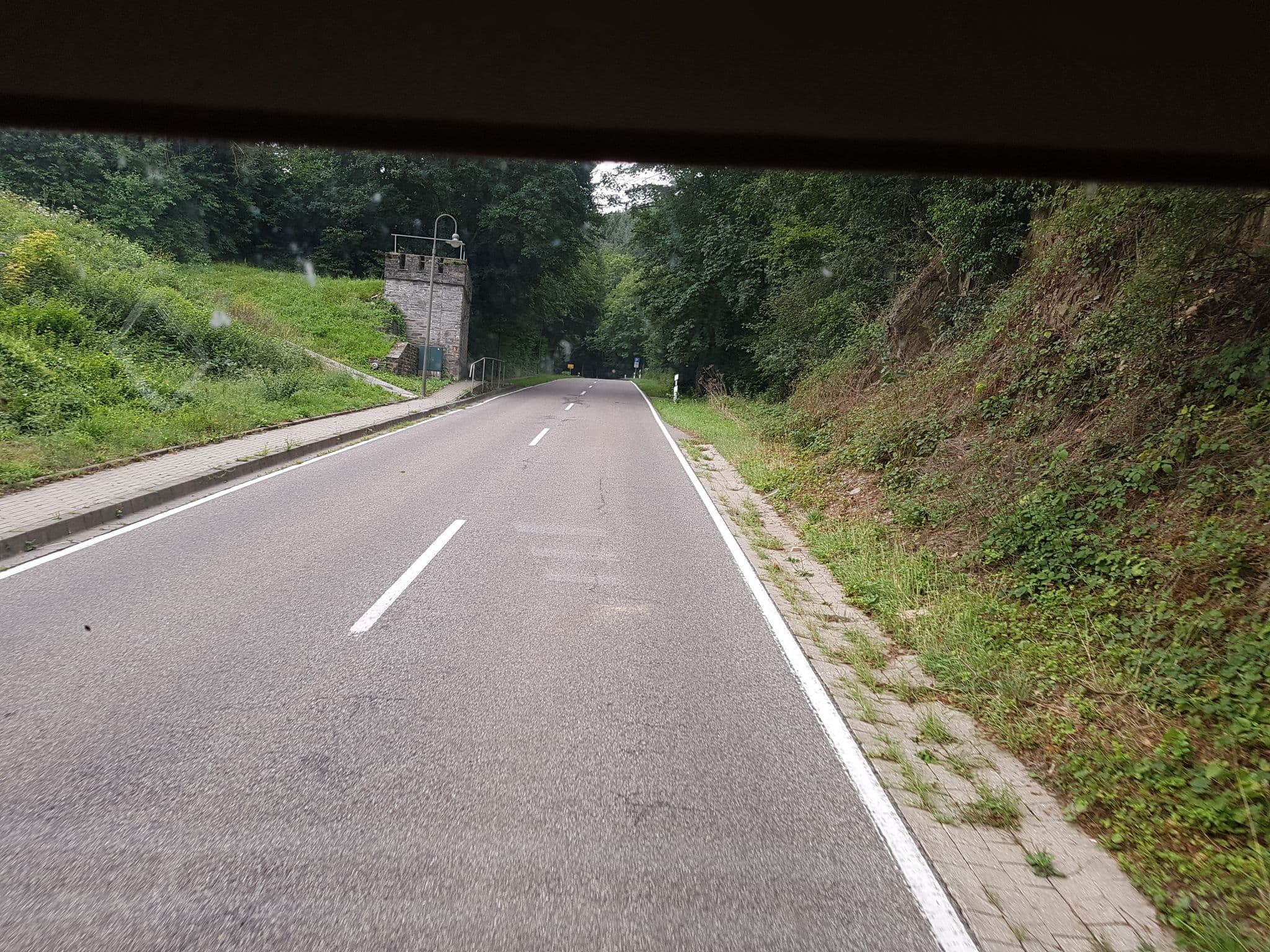 Street view near Haus Burgfrieden, Bruttig-Fankel — © bernardvoyageur (CC BY-SA · Mapillary)