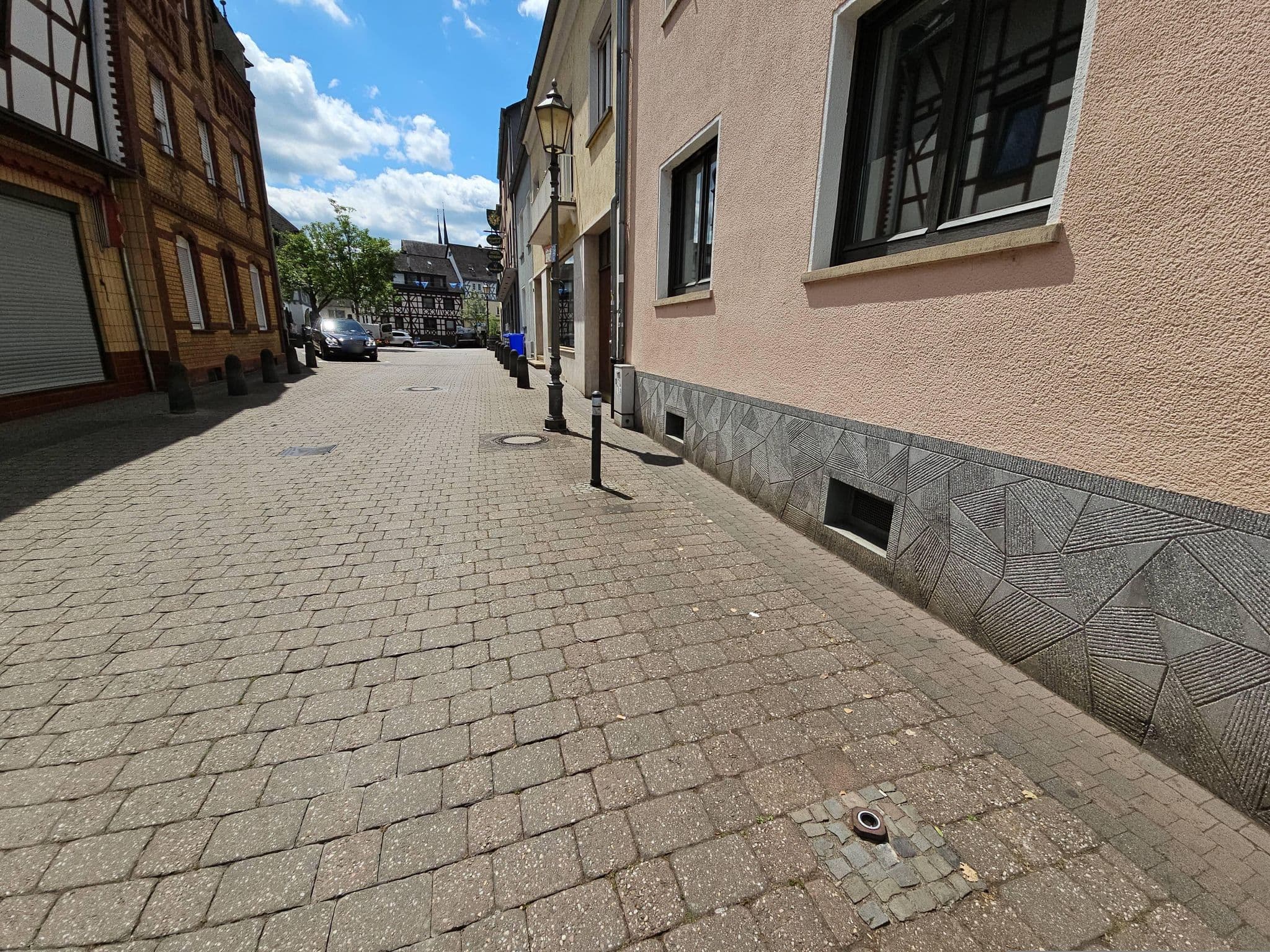 Street view near Hotel Grebel, Koblenz — © stili (CC BY-SA · Mapillary)