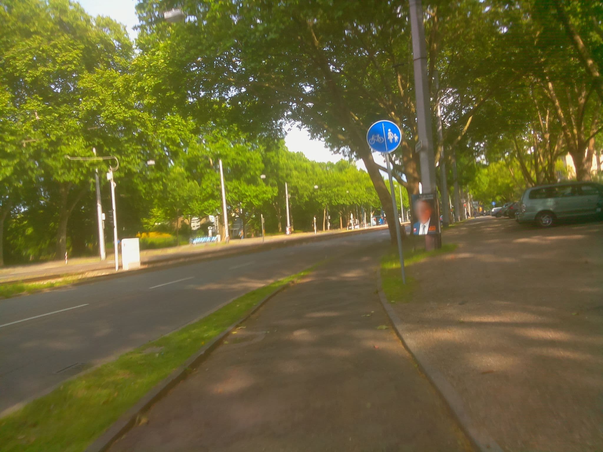 Street view near Park Inn By Radisson Mannheim, Mannheim — © ramap (CC BY-SA · Mapillary)