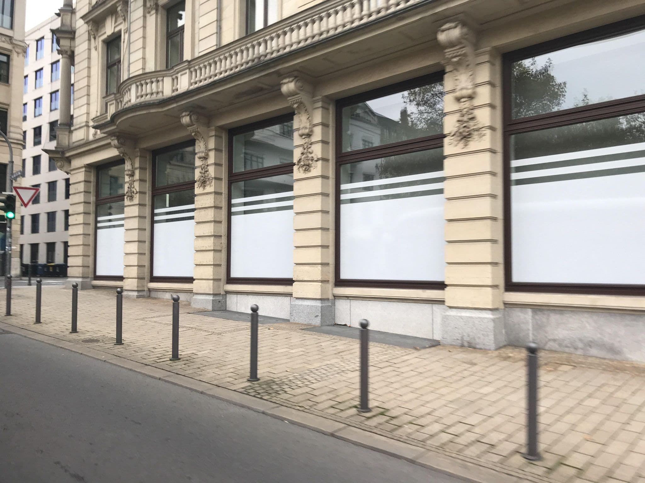 Street view near Novum Hotels, Wiesbaden — © miguel_andrade (CC BY-SA · Mapillary)