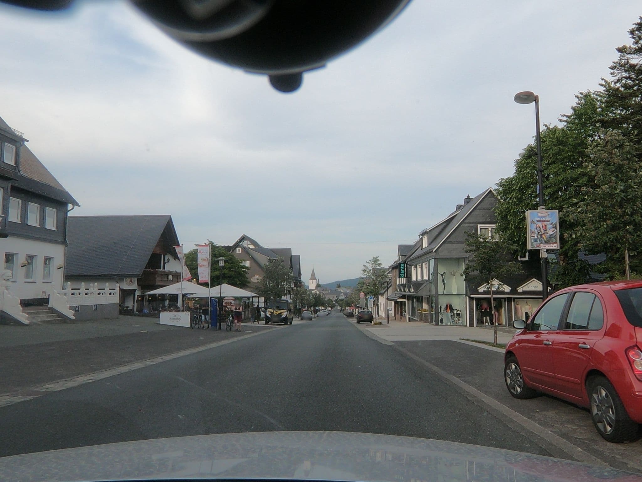 Street view near Die Zwei Lowen, Winterberg — © chuck (CC BY-SA · Mapillary)