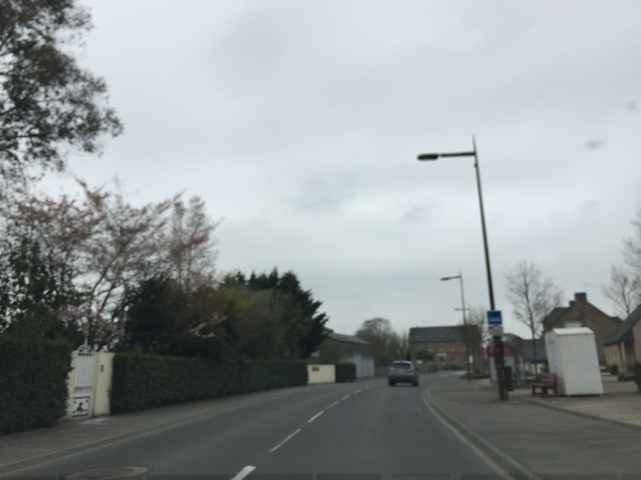 Street view near L'Orée du Mont, Pontorson — © ptmap (CC BY-SA · Mapillary)