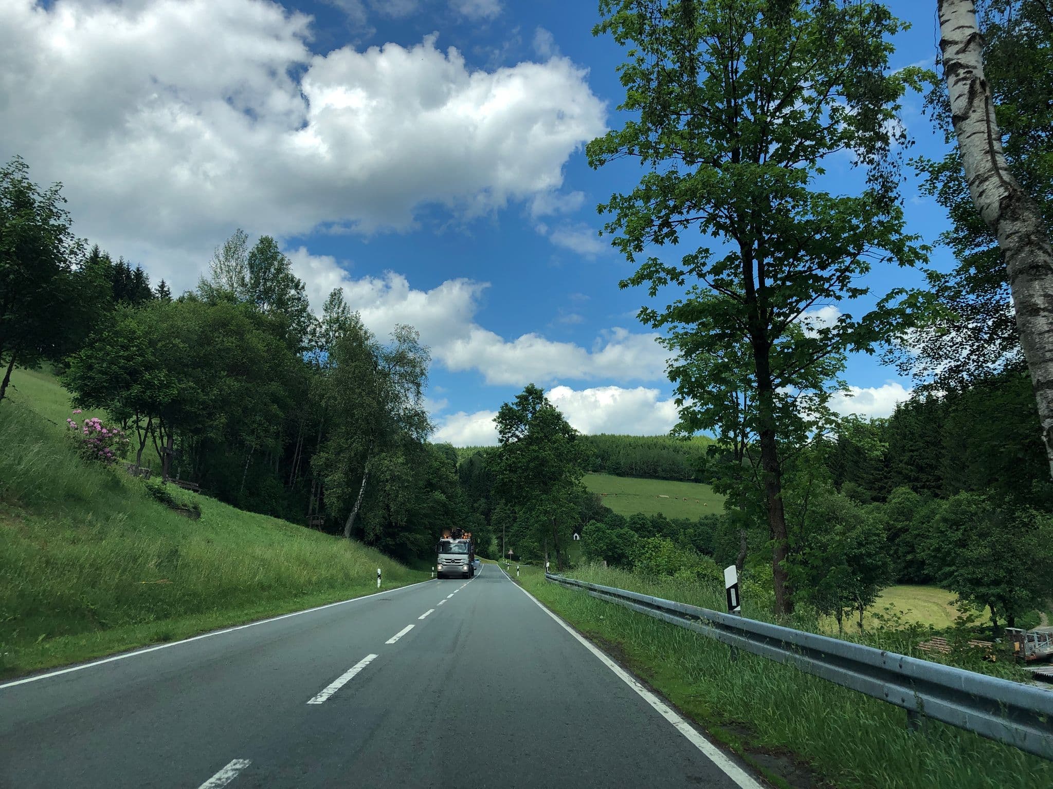 Street view near Stefan Schütte-Mühle Pension, Winterberg — © chuck (CC BY-SA · Mapillary)