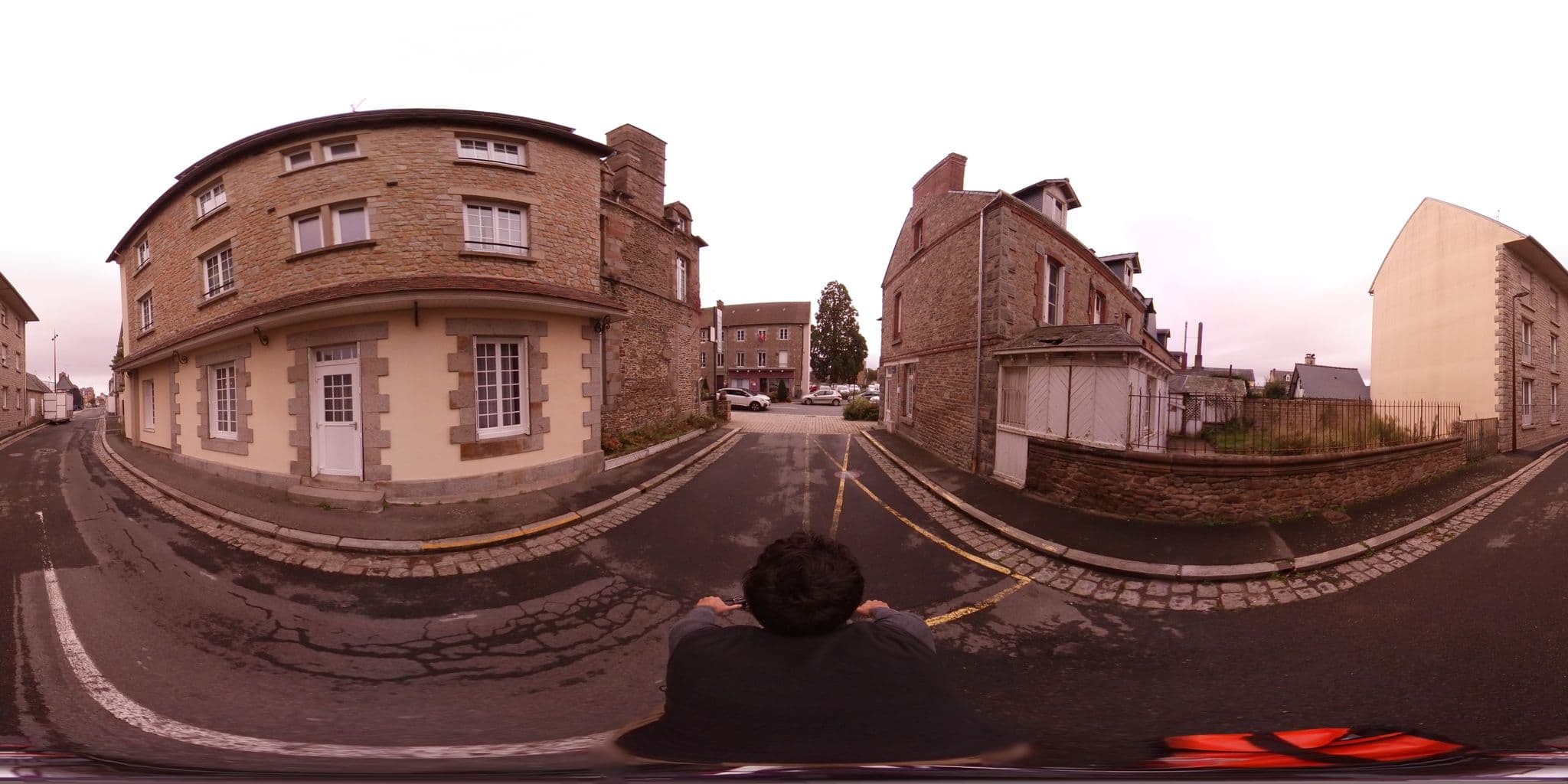 Street view near Best Western Hotel Montgomery, Pontorson — © c_mobilite (CC BY-SA · Mapillary)