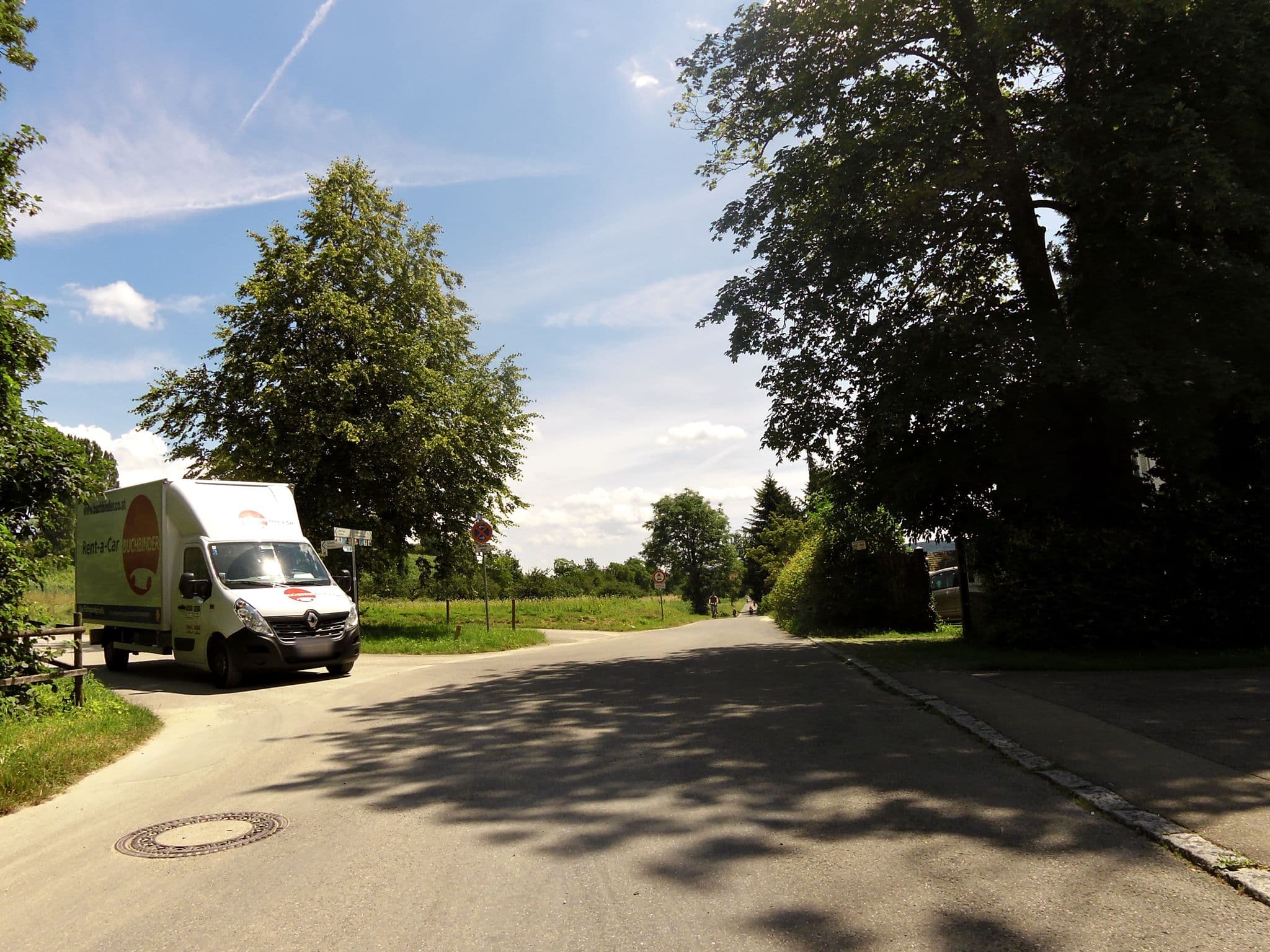 Street view near A. Wielath, Uhldingen-Mühlhofen — © czmrtn (CC BY-SA · Mapillary)