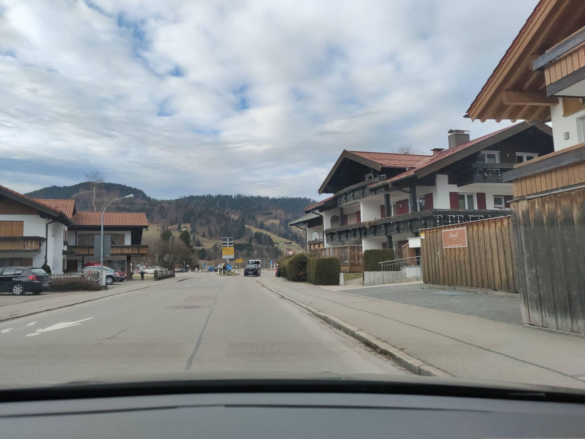 Street view near Chalet Gretl, Oberstdorf — © littlefool (CC BY-SA · Mapillary)