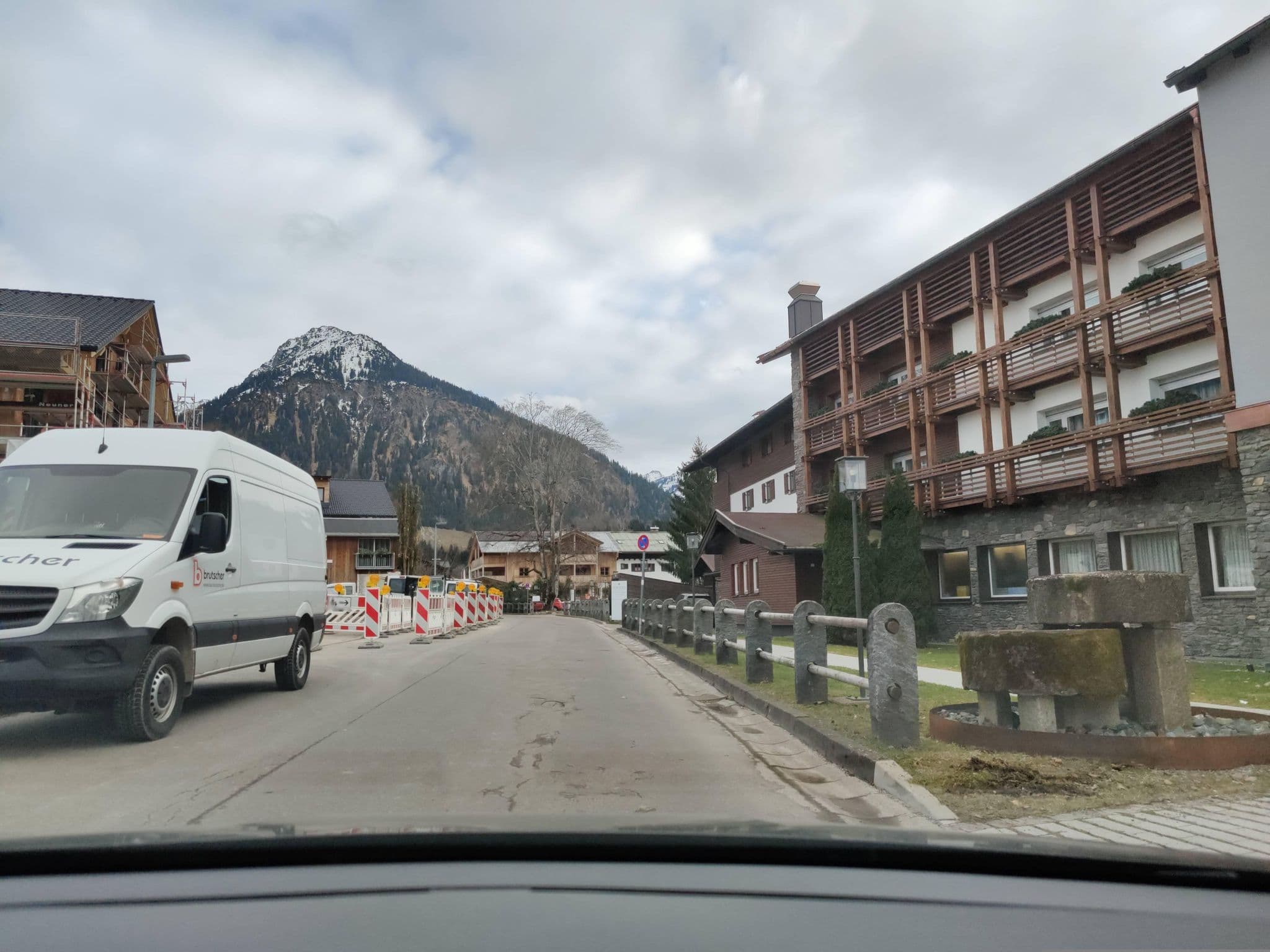 Street view near Schüles Gesundheitsresort & Spa, Oberstdorf — © littlefool (CC BY-SA · Mapillary)