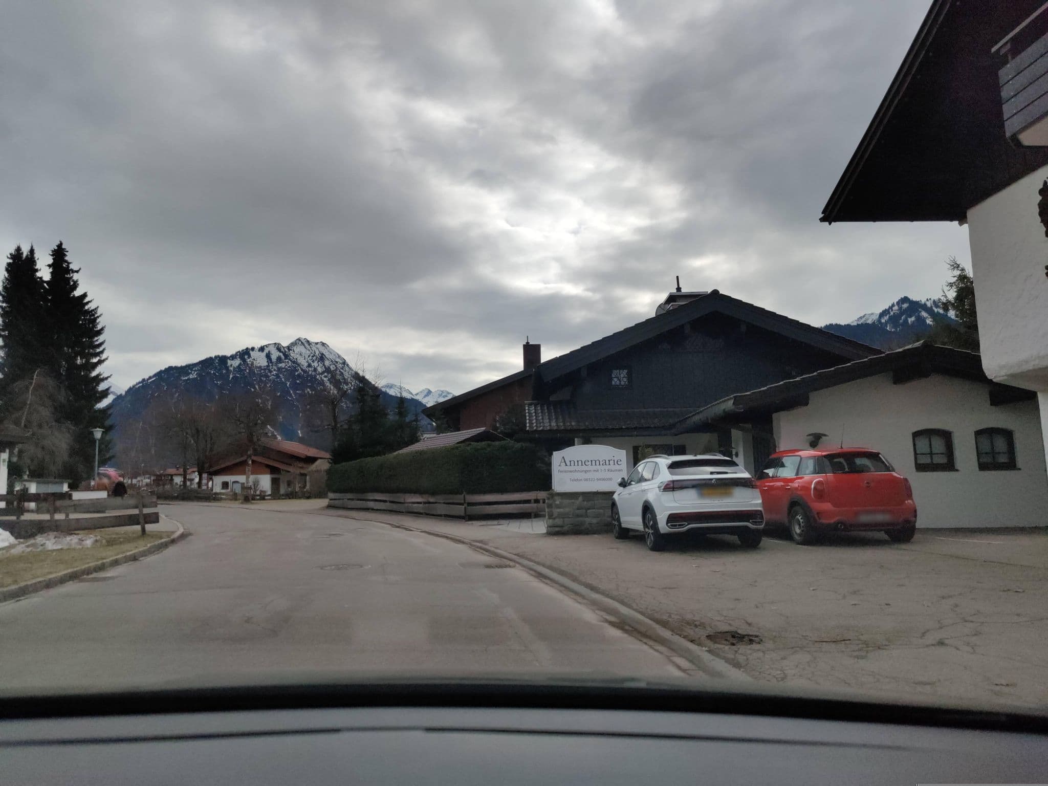 Street view near Ferienappartements Annemarie, Oberstdorf — © littlefool (CC BY-SA · Mapillary)