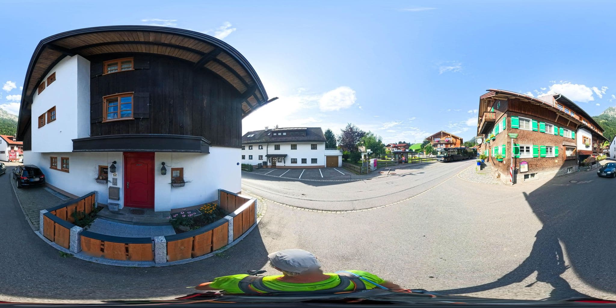 Street view near Annas Ferienwohnung, Oberstdorf — © Hol_Ger (CC BY-SA · Mapillary)
