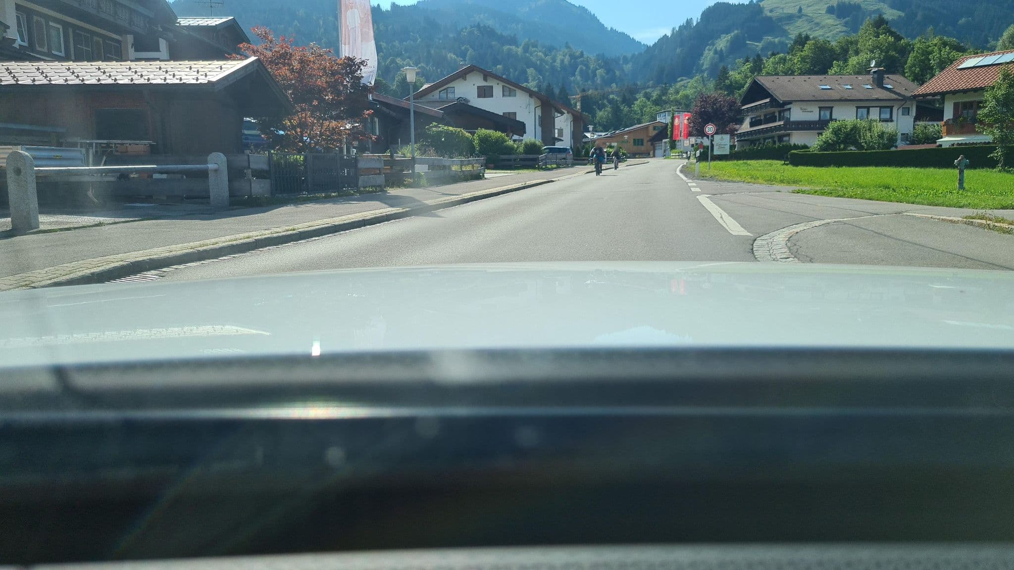 Street view near Haus Susanne, Bolsterlang — © mappi (CC BY-SA · Mapillary)
