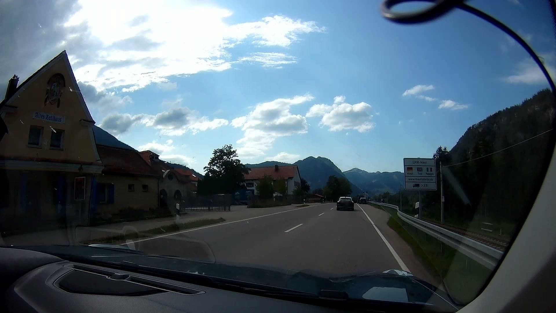 Street view near Altes Zollhaus, Pfronten — © micmin1972 (CC BY-SA · Mapillary)