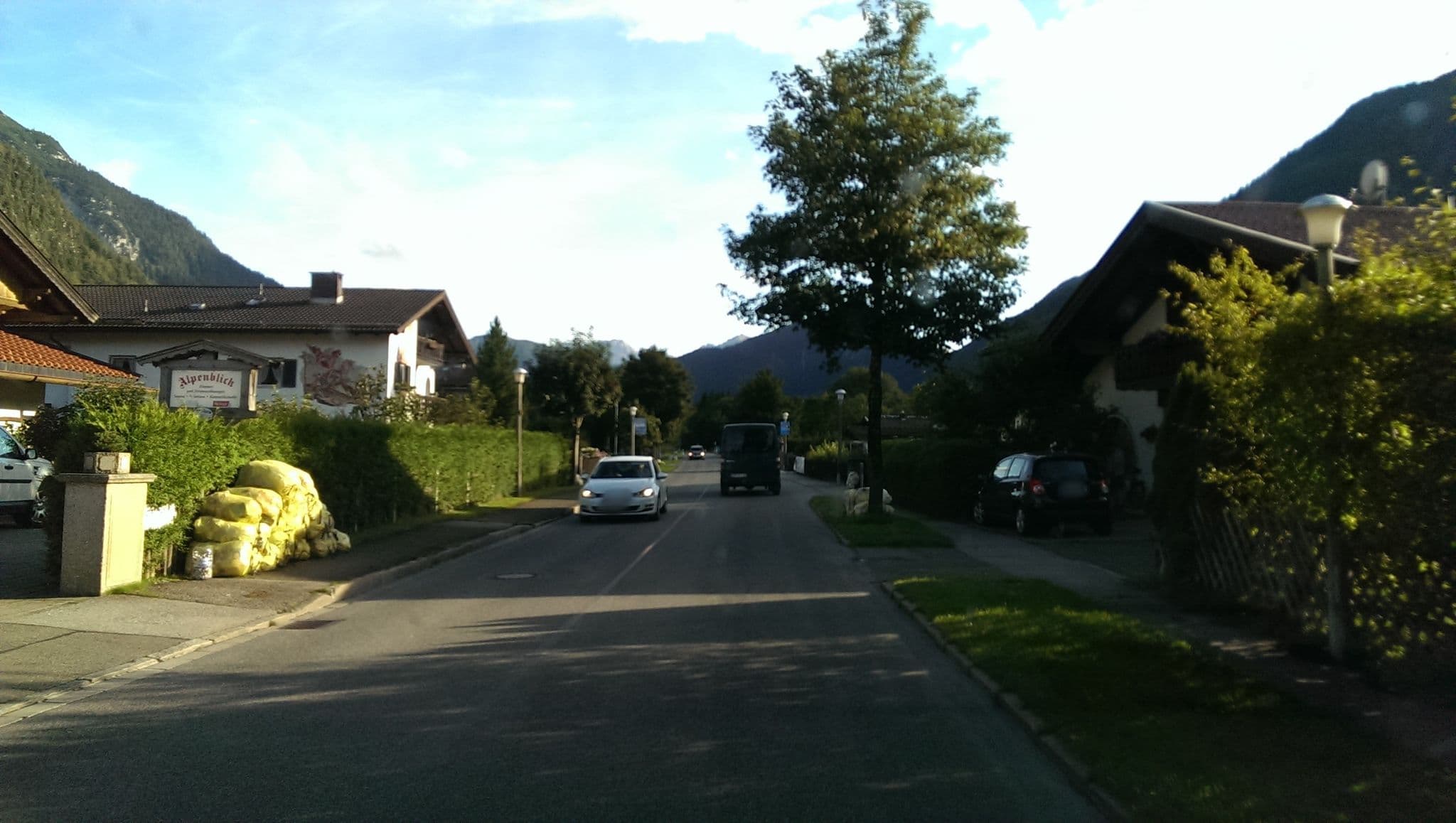 Street view near Merzer, Mittenwald — © bufonto (CC BY-SA · Mapillary)
