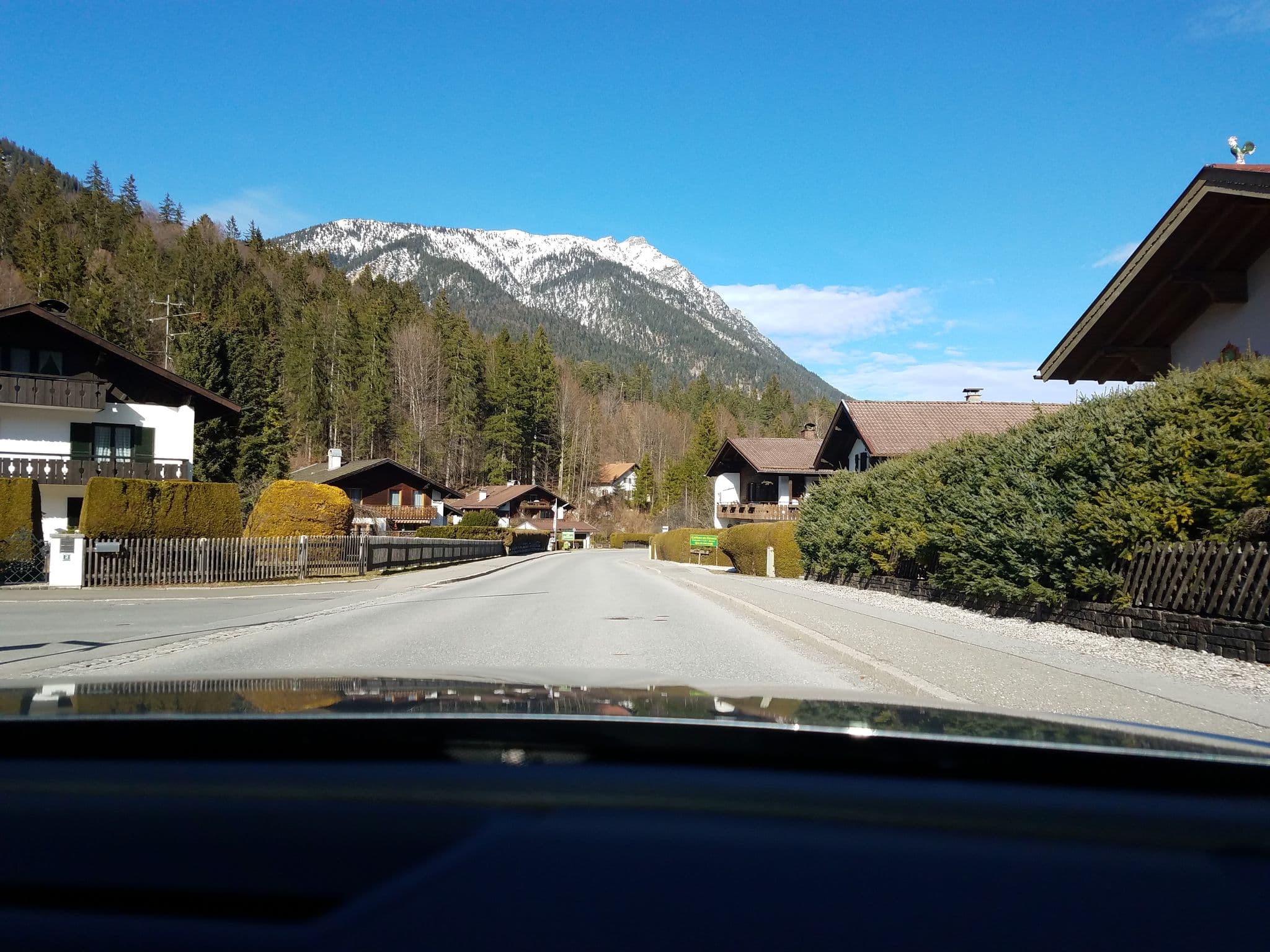 Street view near Ferienwohnungen Andrea, Grainau — © nabamb (CC BY-SA · Mapillary)