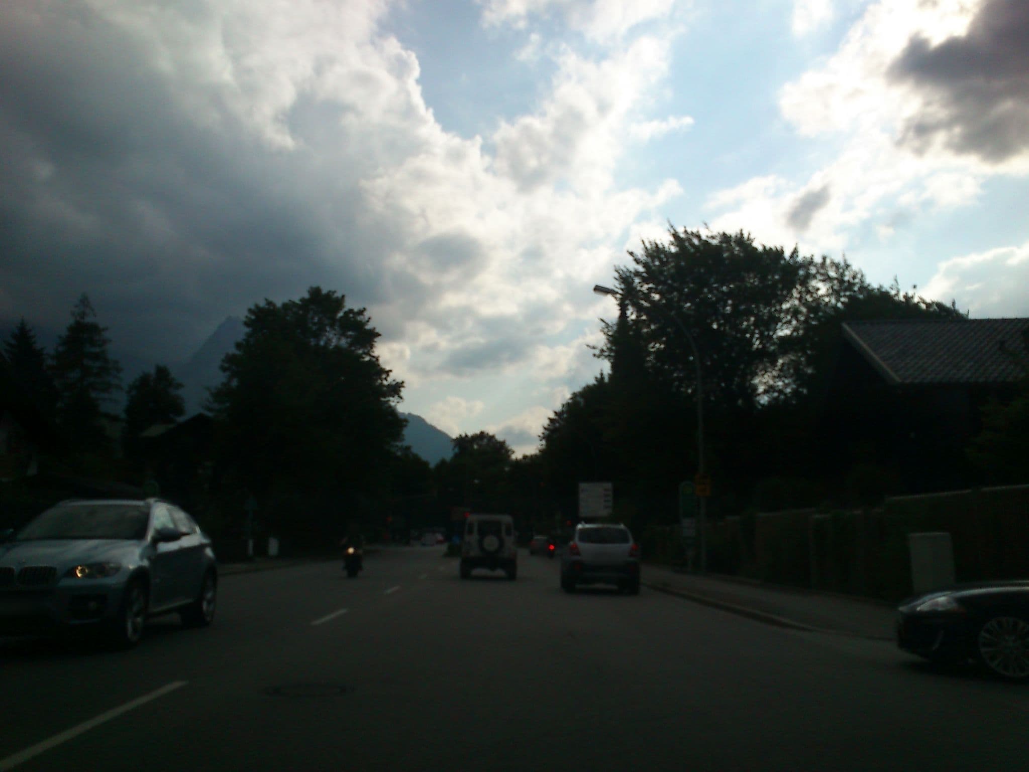 Street view near gap.Quartier, Garmisch-Partenkirchen — © zbycz (CC BY-SA · Mapillary)