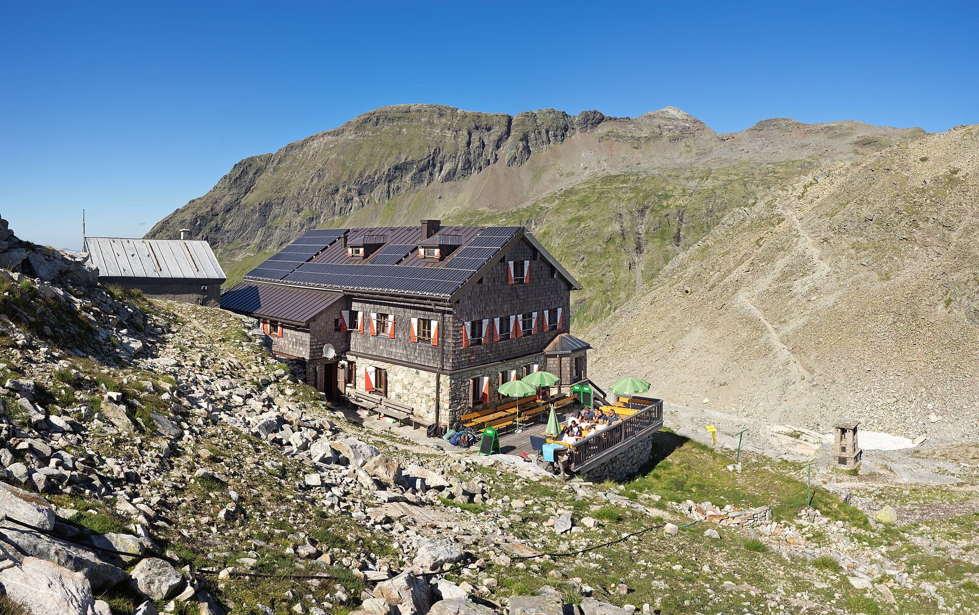 St. Pöltner Hütte (via Wikimedia Commons, CC BY-SA 4.0)