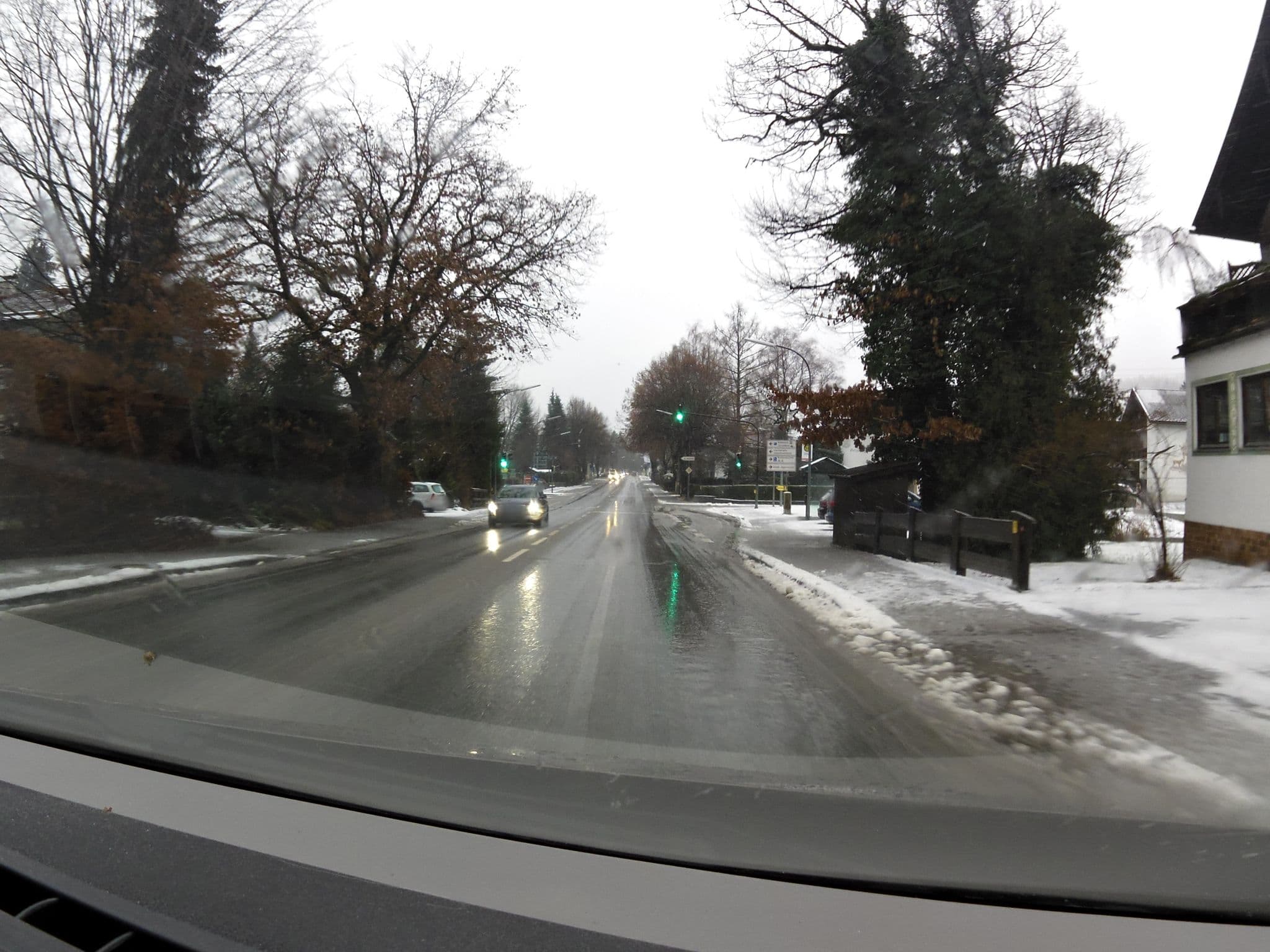Street view near Fremdenheim Christian Esterl, Bad Wiessee — © zoegglmeyr (CC BY-SA · Mapillary)