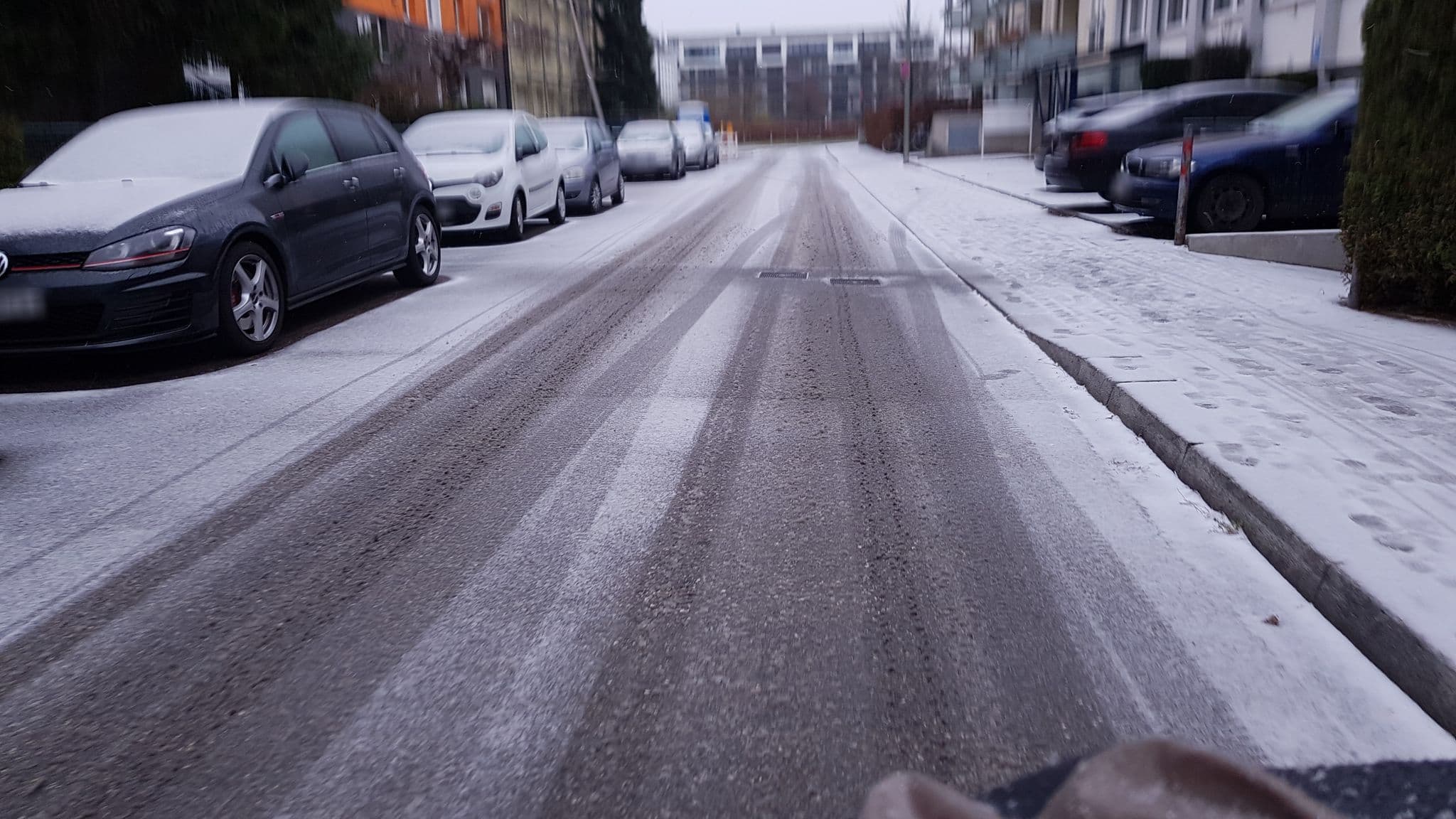 Street view near Günstig Wohnen, Munich — © thomas_munichways (CC BY-SA · Mapillary)