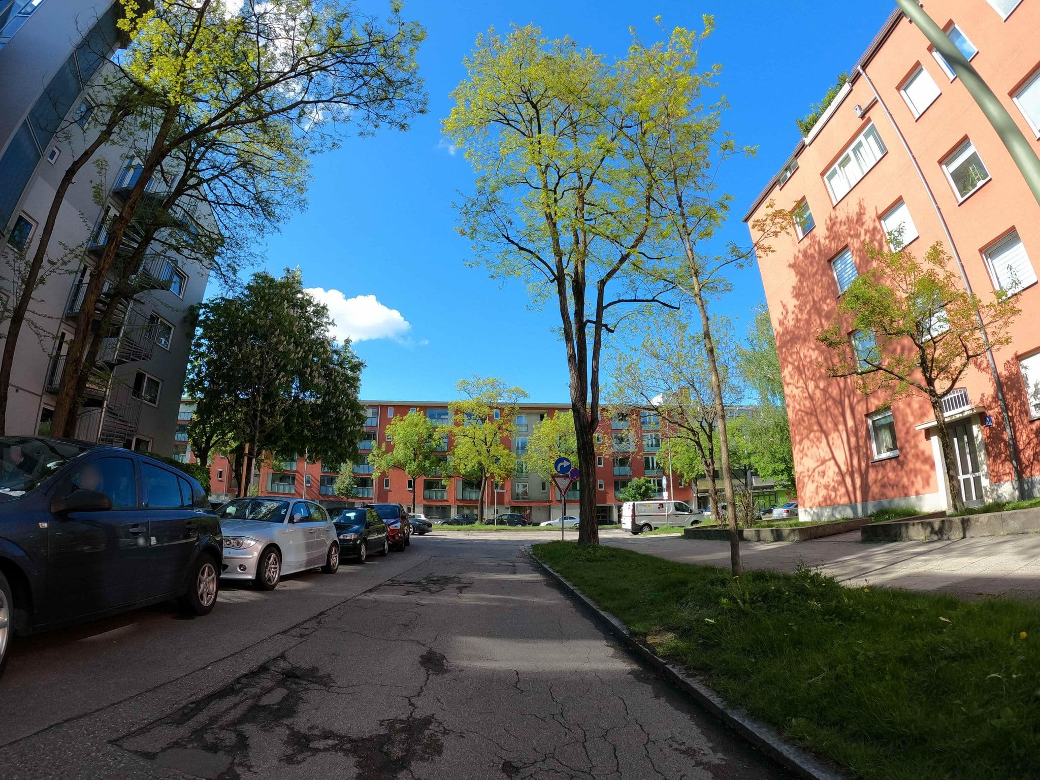 Street view near Ideal Serviced Apartements, Munich — © strubbl (CC BY-SA · Mapillary)