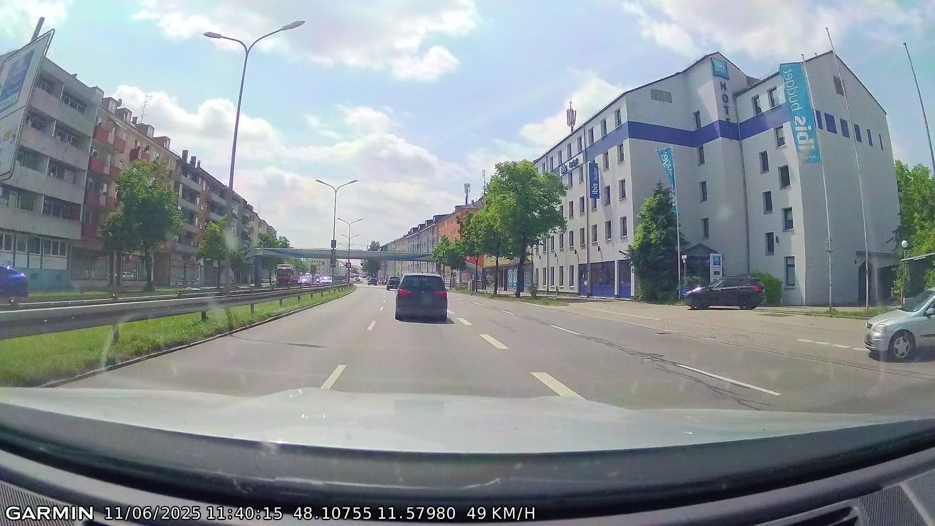 Street view near Etap München City Süd, Munich — © tqm (CC BY-SA · Mapillary)