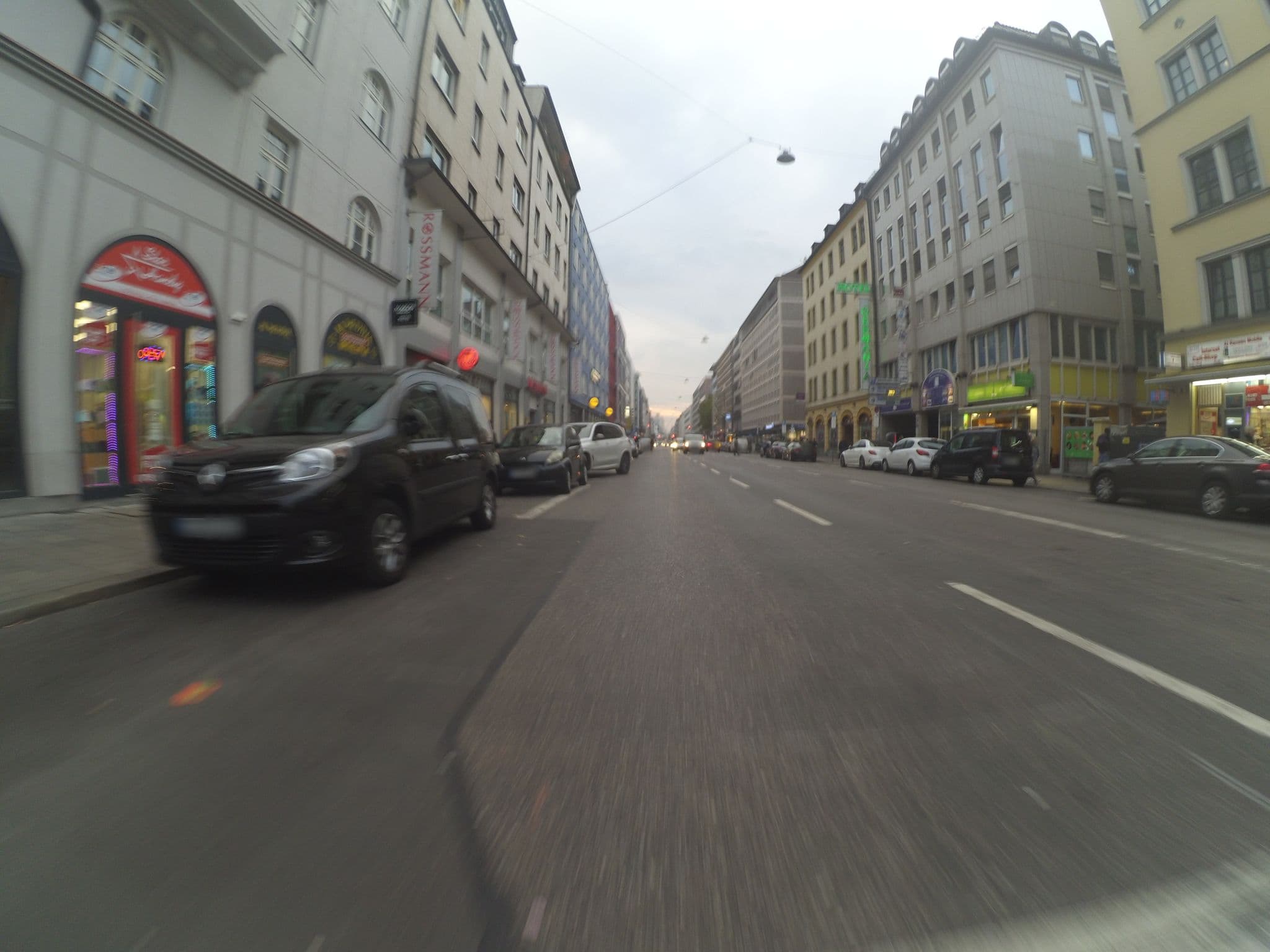 Street view near Pension am Hauptbanhof, Munich — © ente (CC BY-SA · Mapillary)