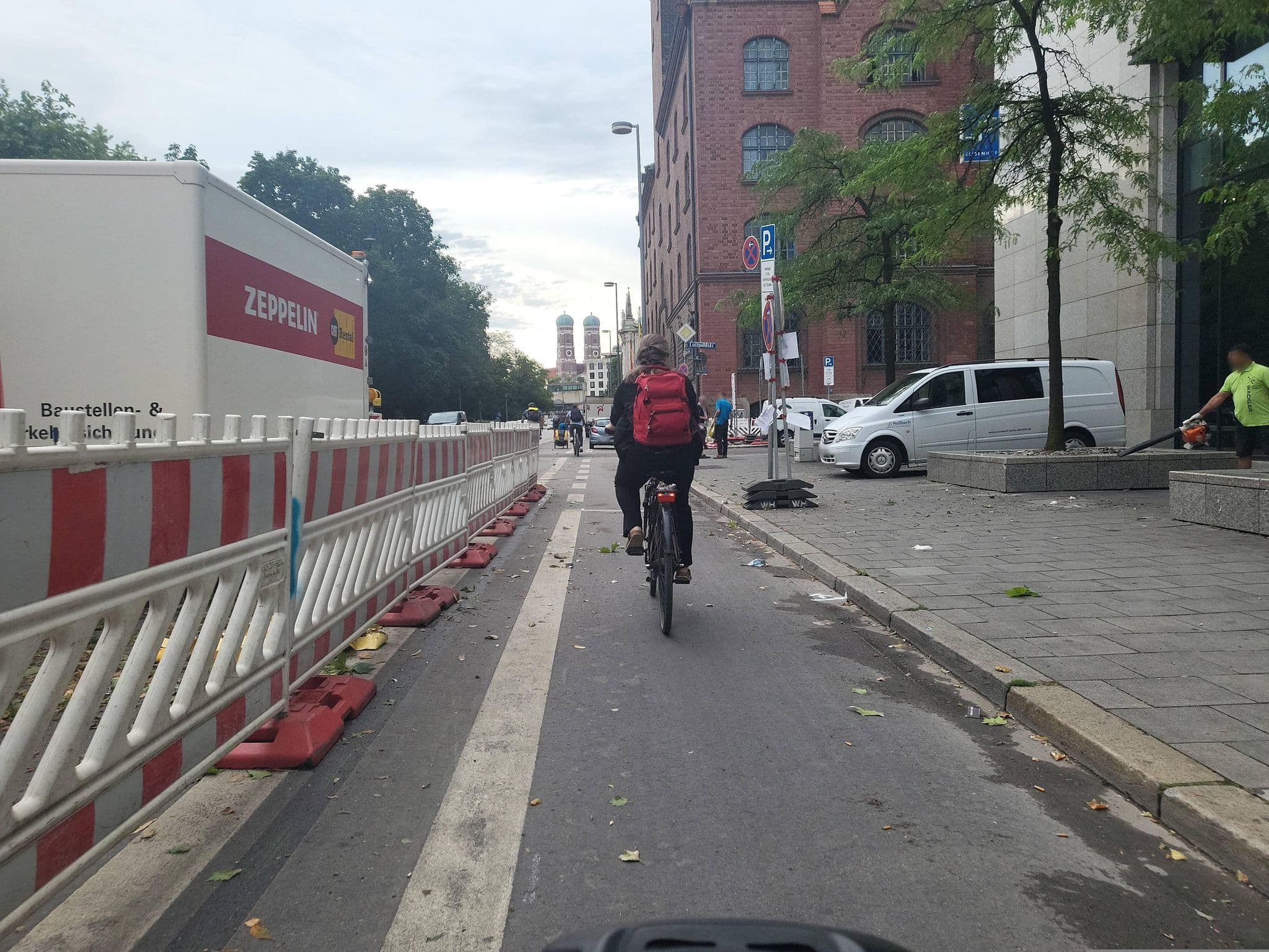 Street view near Geisel Privathotels, Munich — © thmunichways (CC BY-SA · Mapillary)