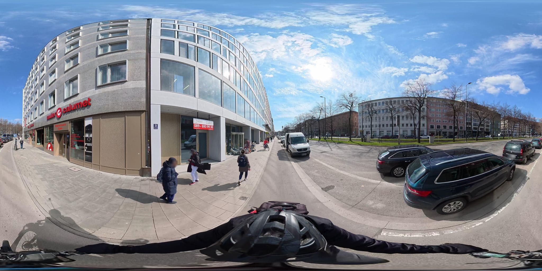 Street view near Internet Hotels Bayern, Munich — © osmplus_org (CC BY-SA · Mapillary)
