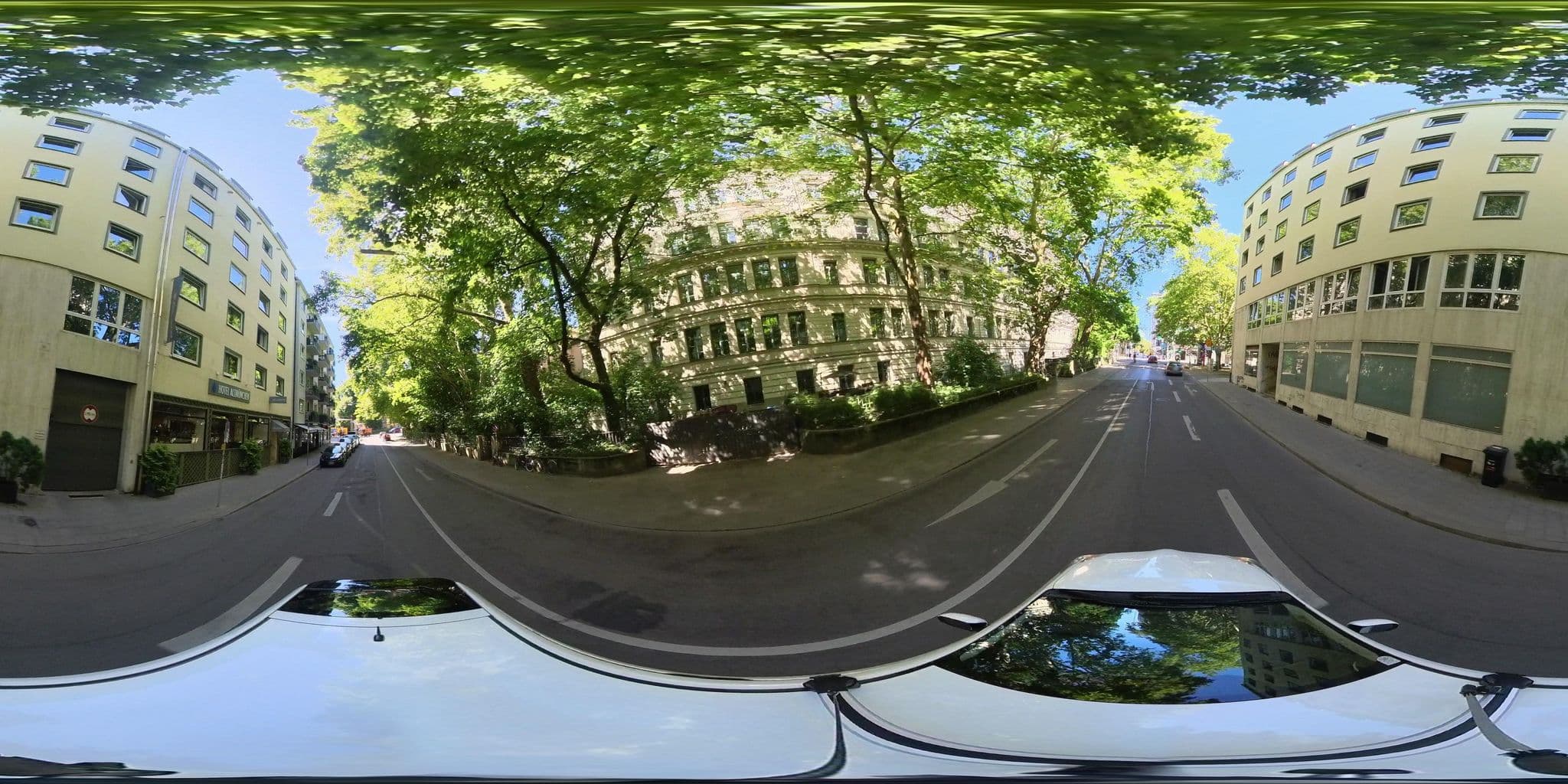 Street view near Hotel Acanthus, Munich — © osmplus_org (CC BY-SA · Mapillary)