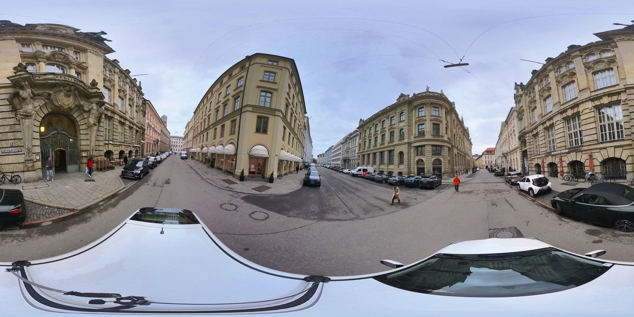 Street view near The Lovelace, Munich — © osmplus_org (CC BY-SA · Mapillary)
